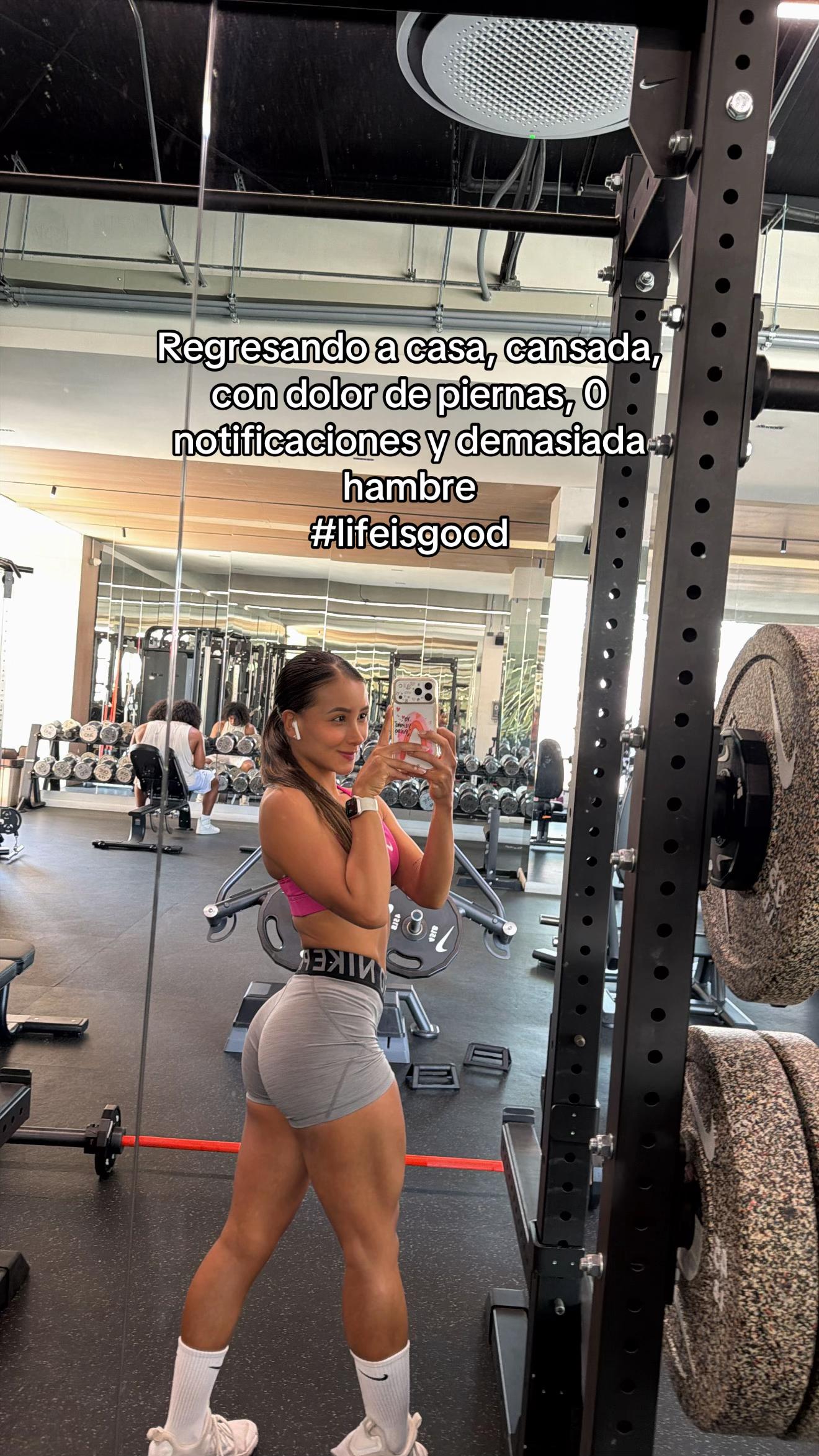 @Nathalia López