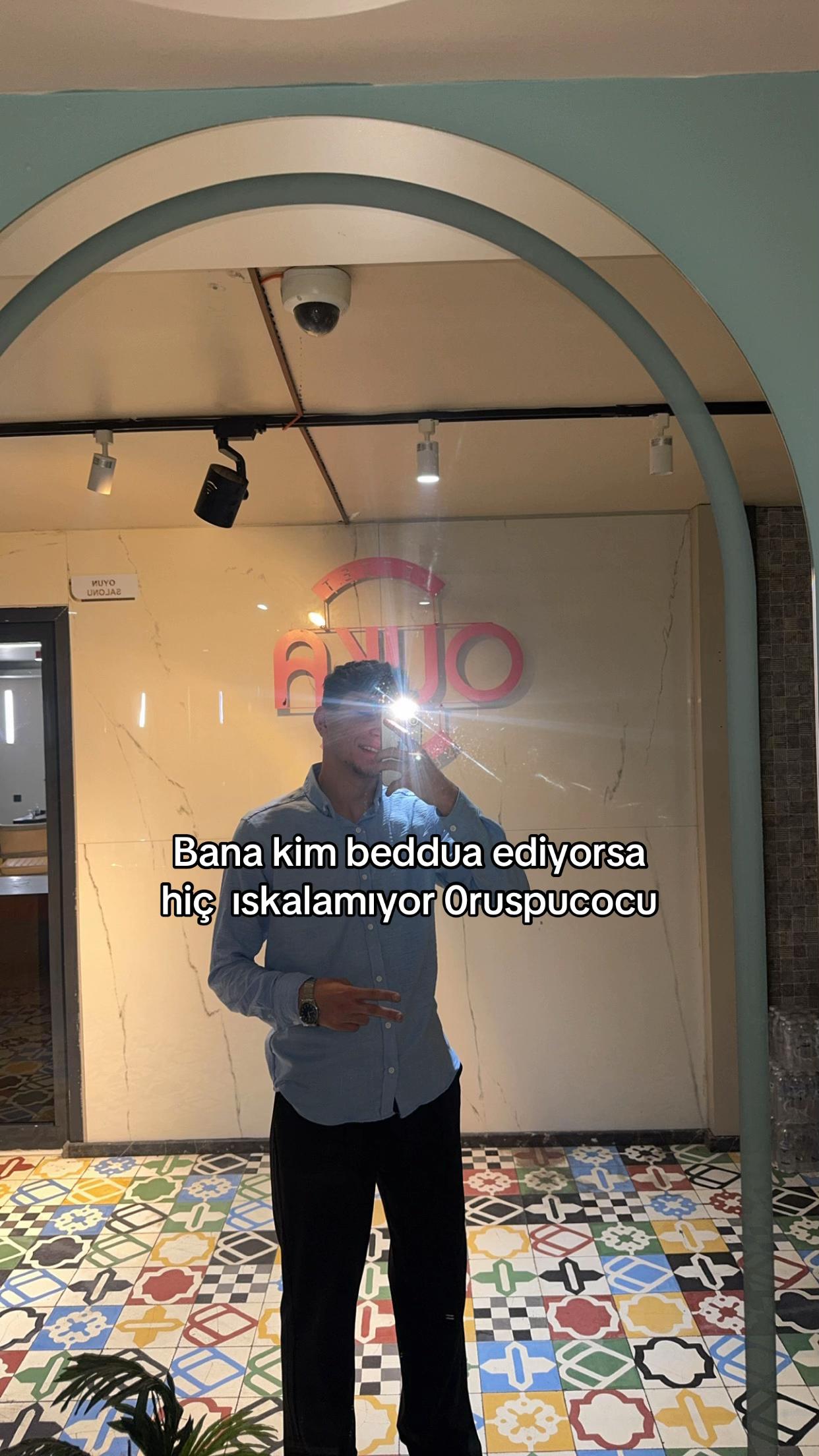 @k4rmdou1