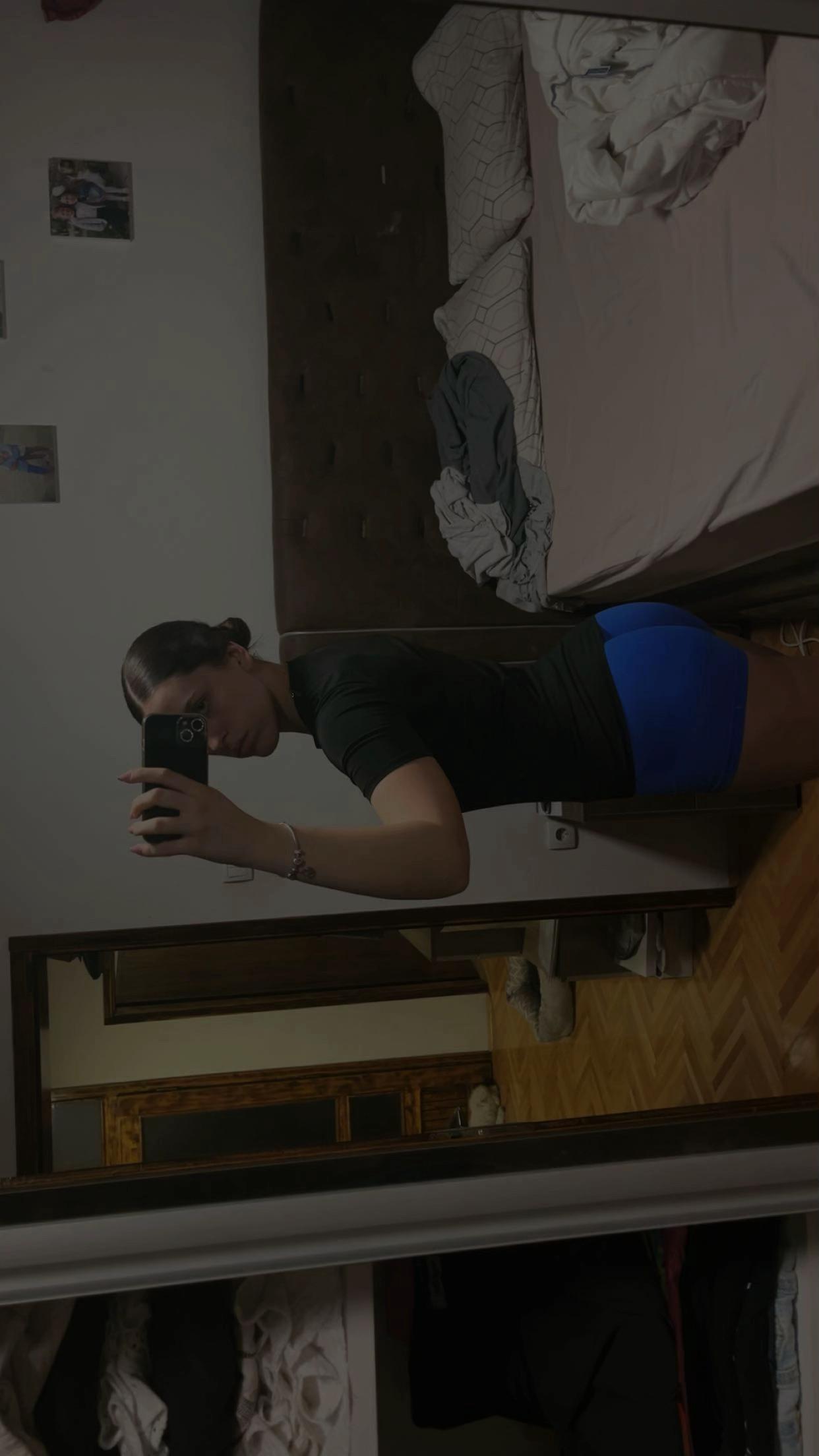 @сташа