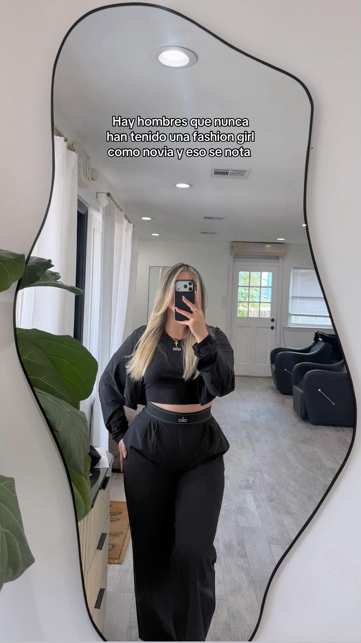 @ℳ⭑