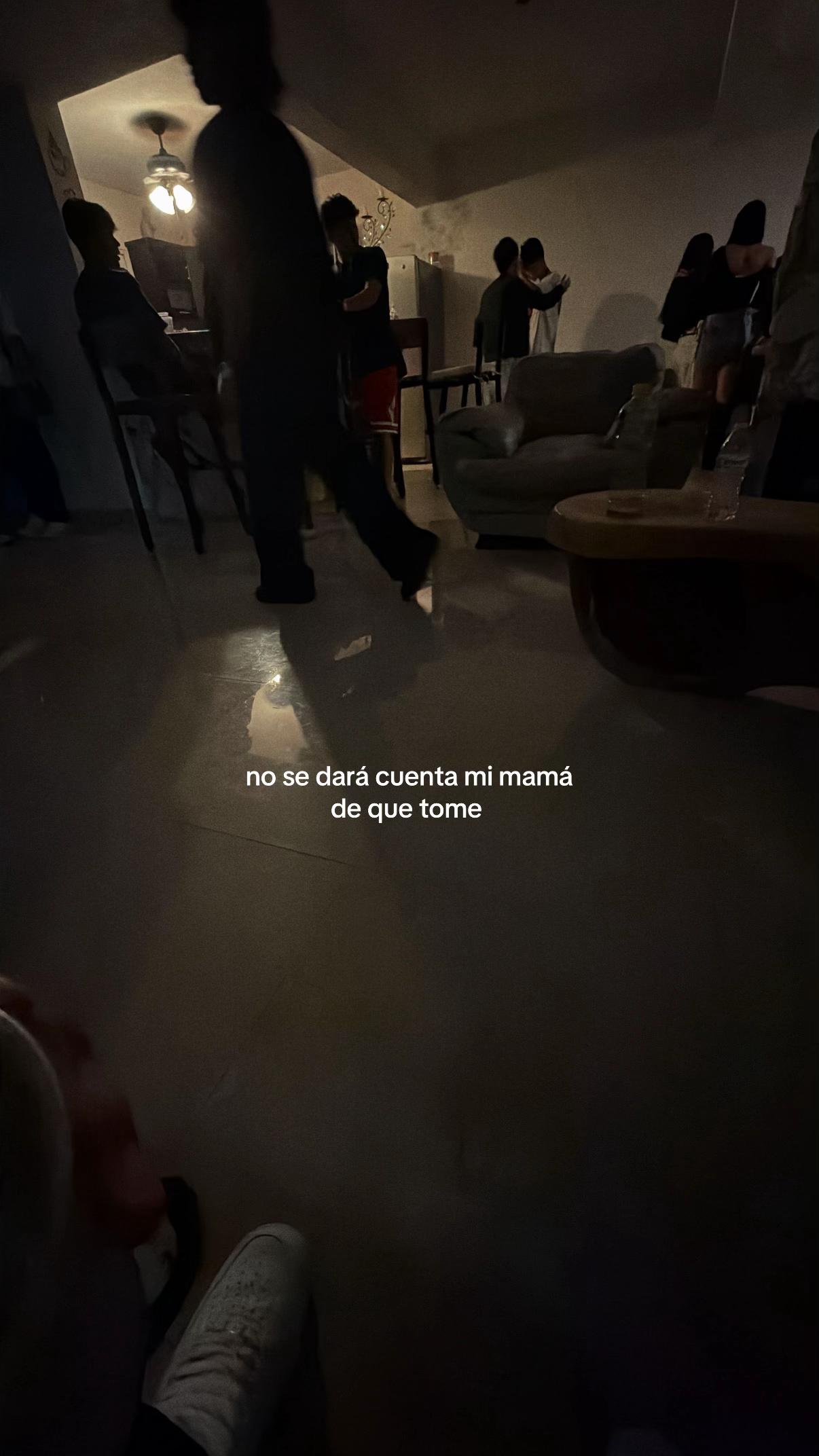 @◡̈