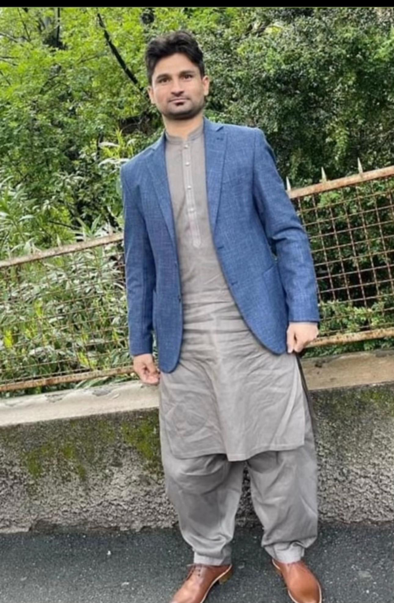@Nabeel Aazad📈🏔️
