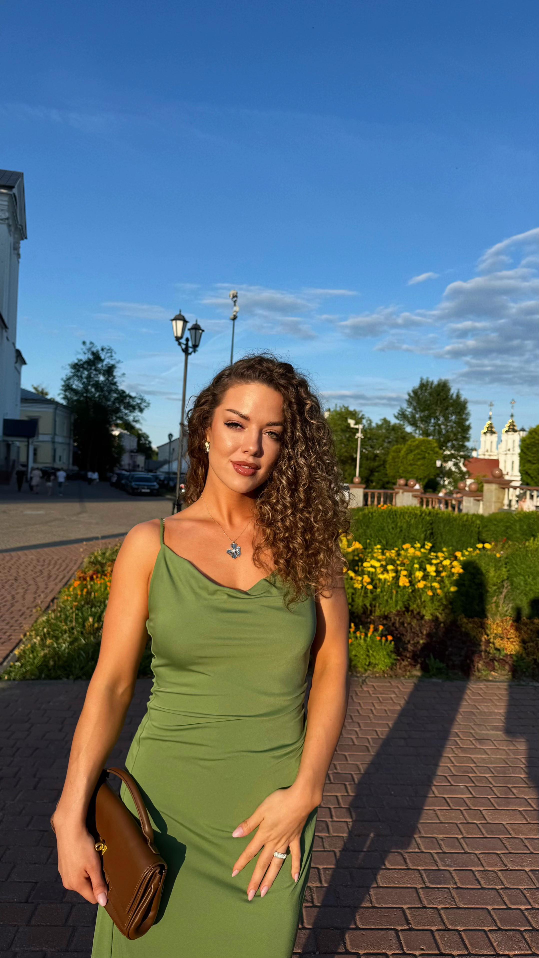 @Лиза