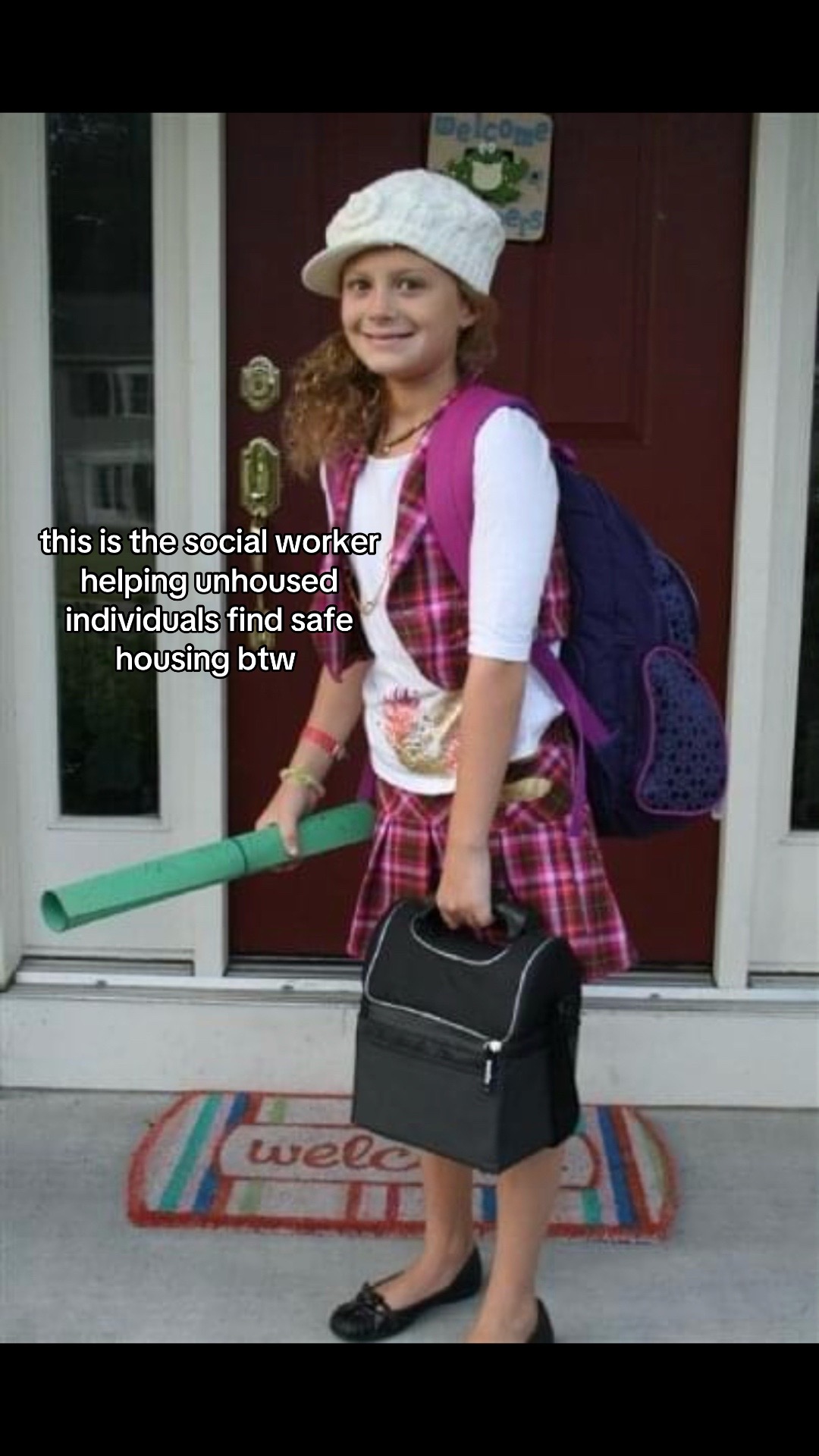 @🧚🏼&zwj;♀️🐉🧝🏻&zwj;♀️⚔️🔮📚⛰️❤️&zwj;🔥