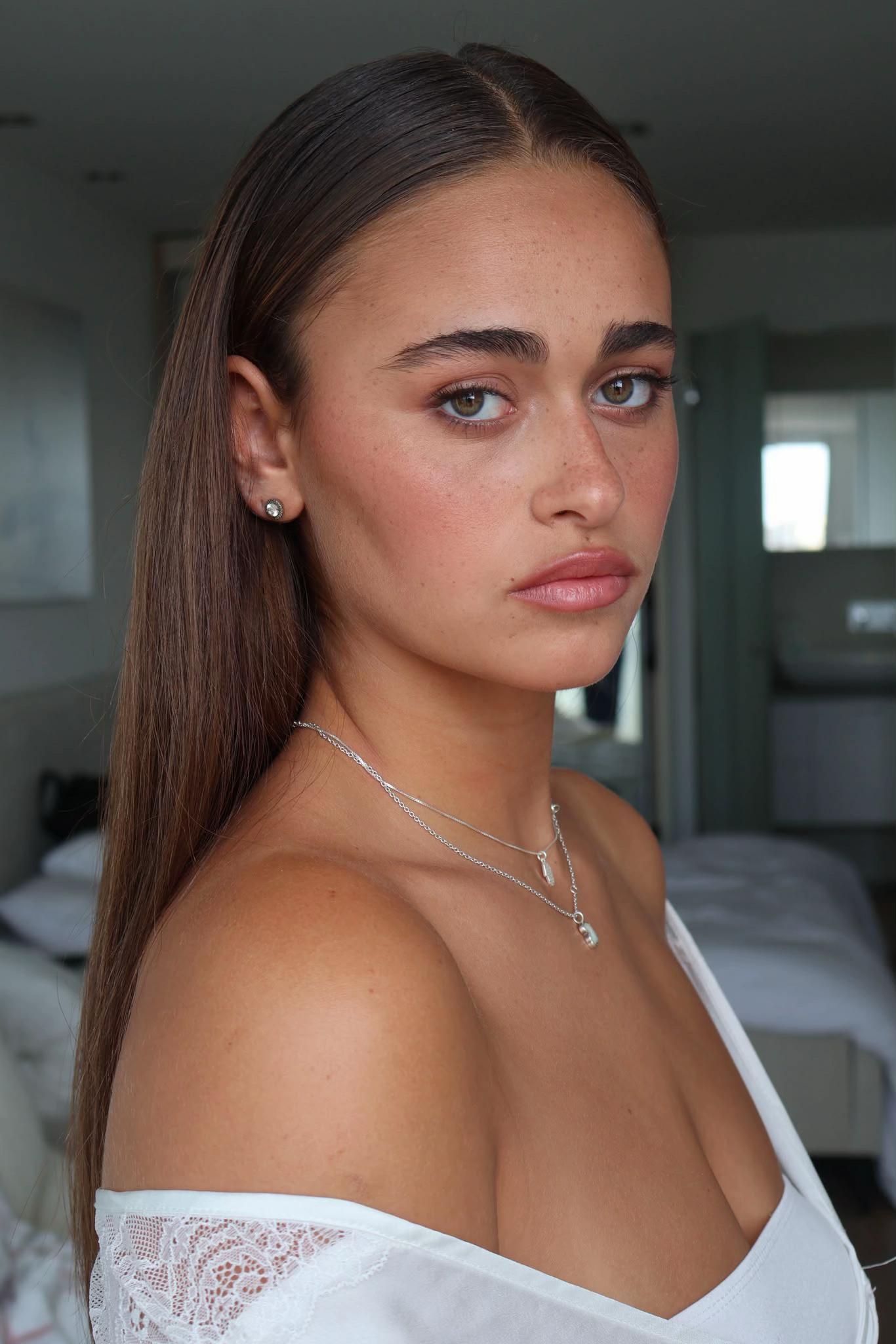 @lia_naim_