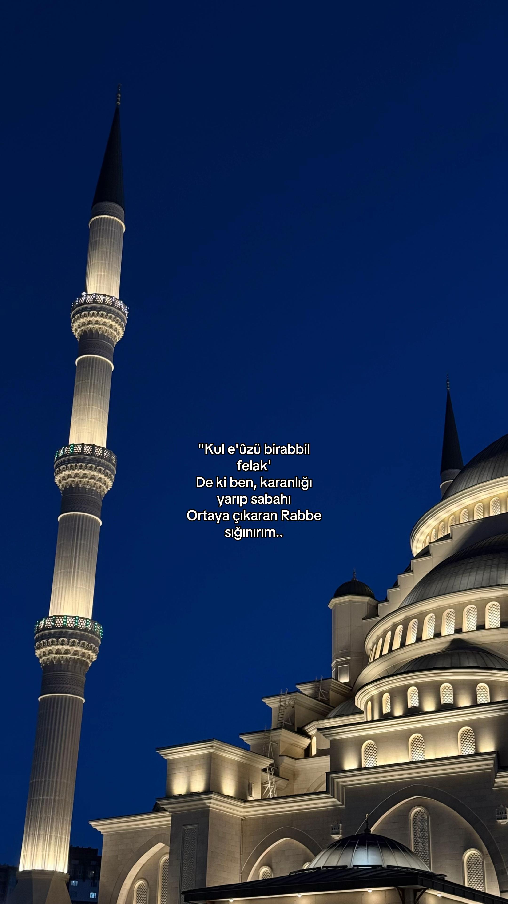 @𝓜