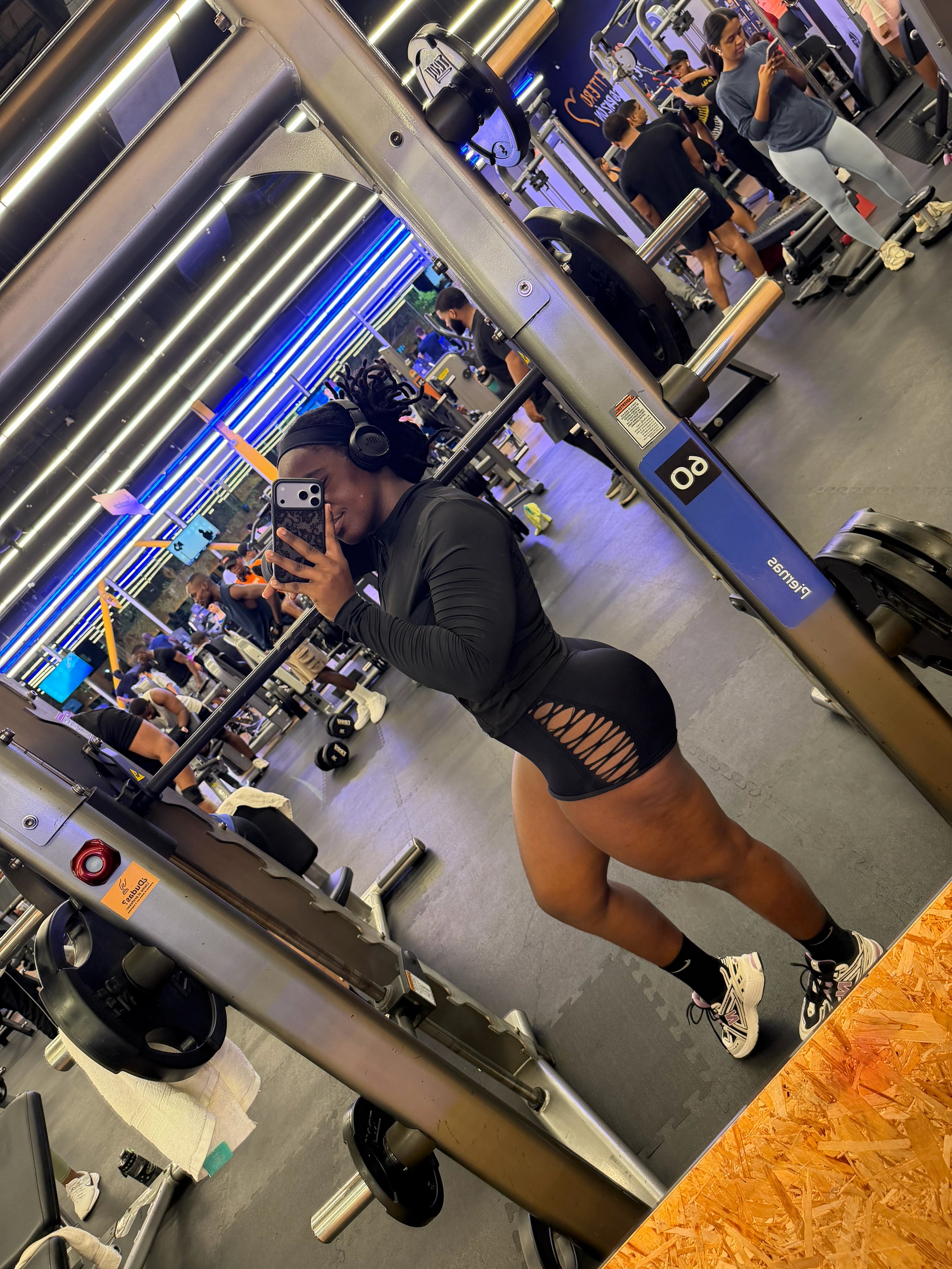 @CharleeserdjooB