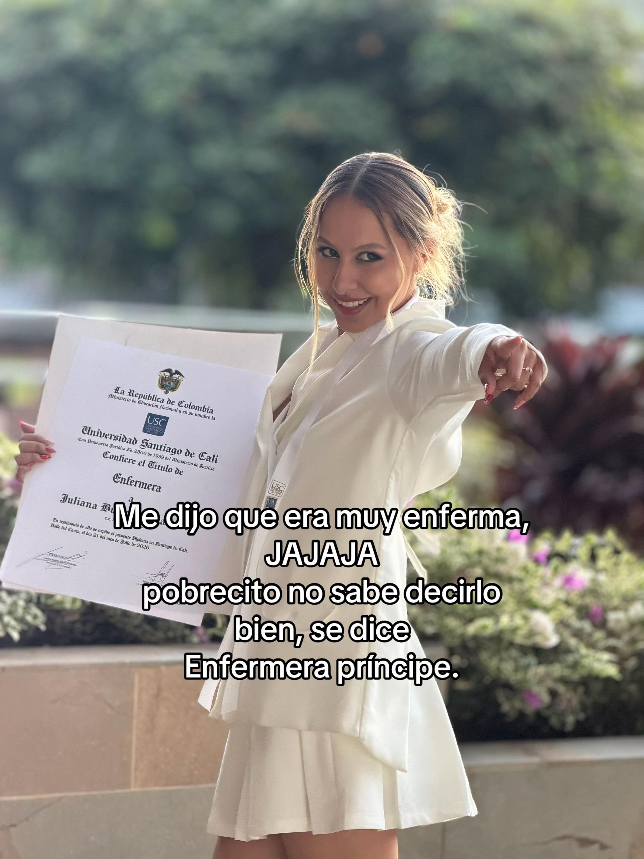 @Juli🙂&zwj;↕️