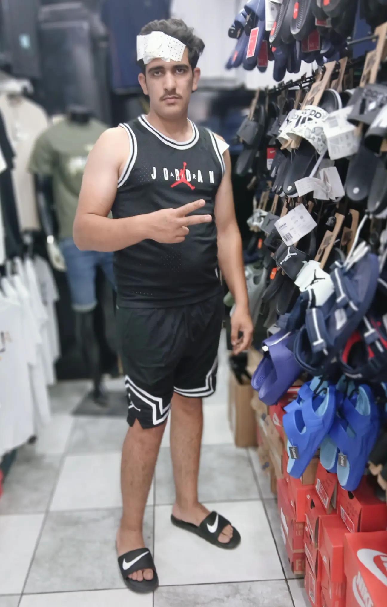 @Hakou