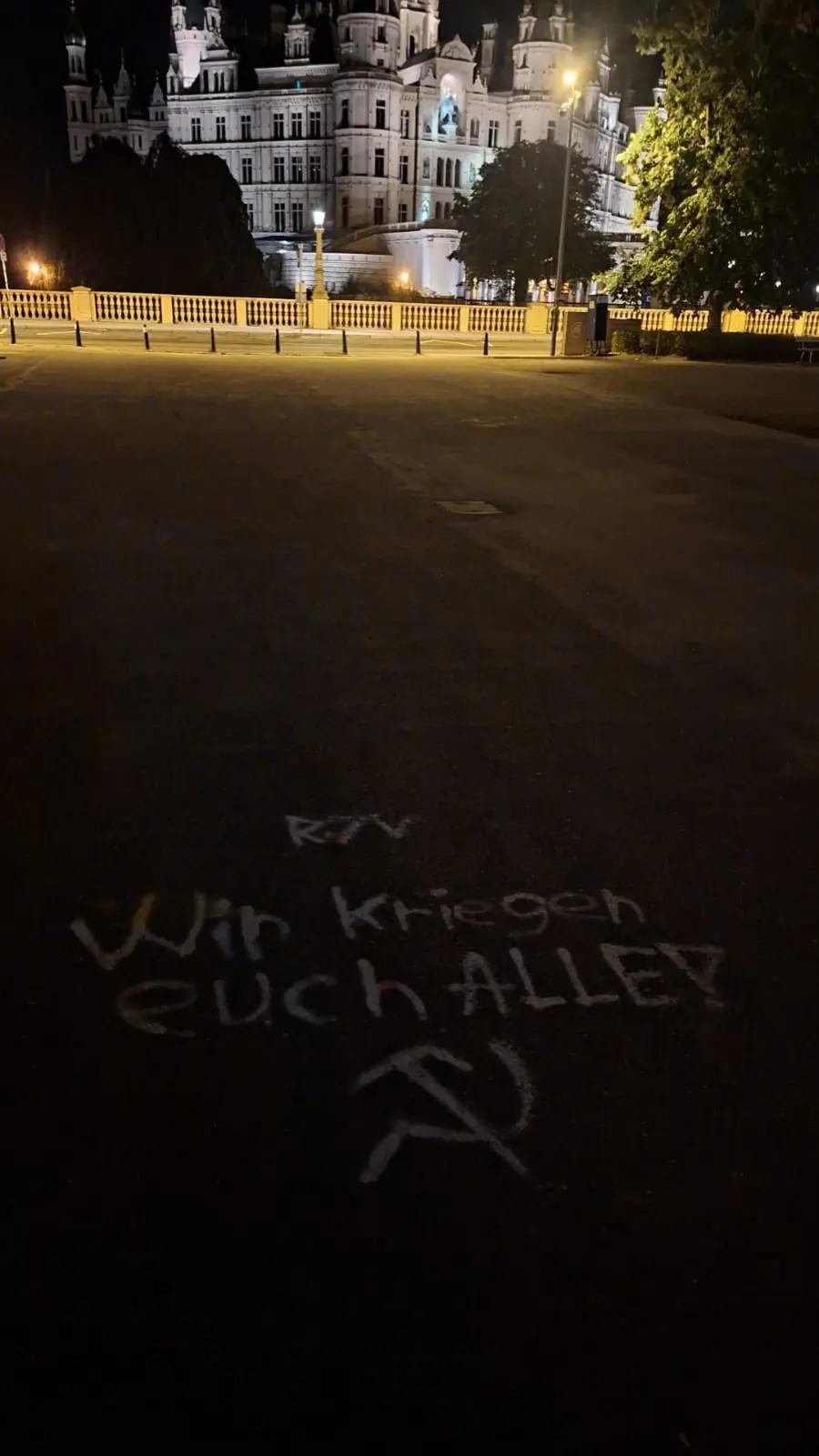 @chmillefee