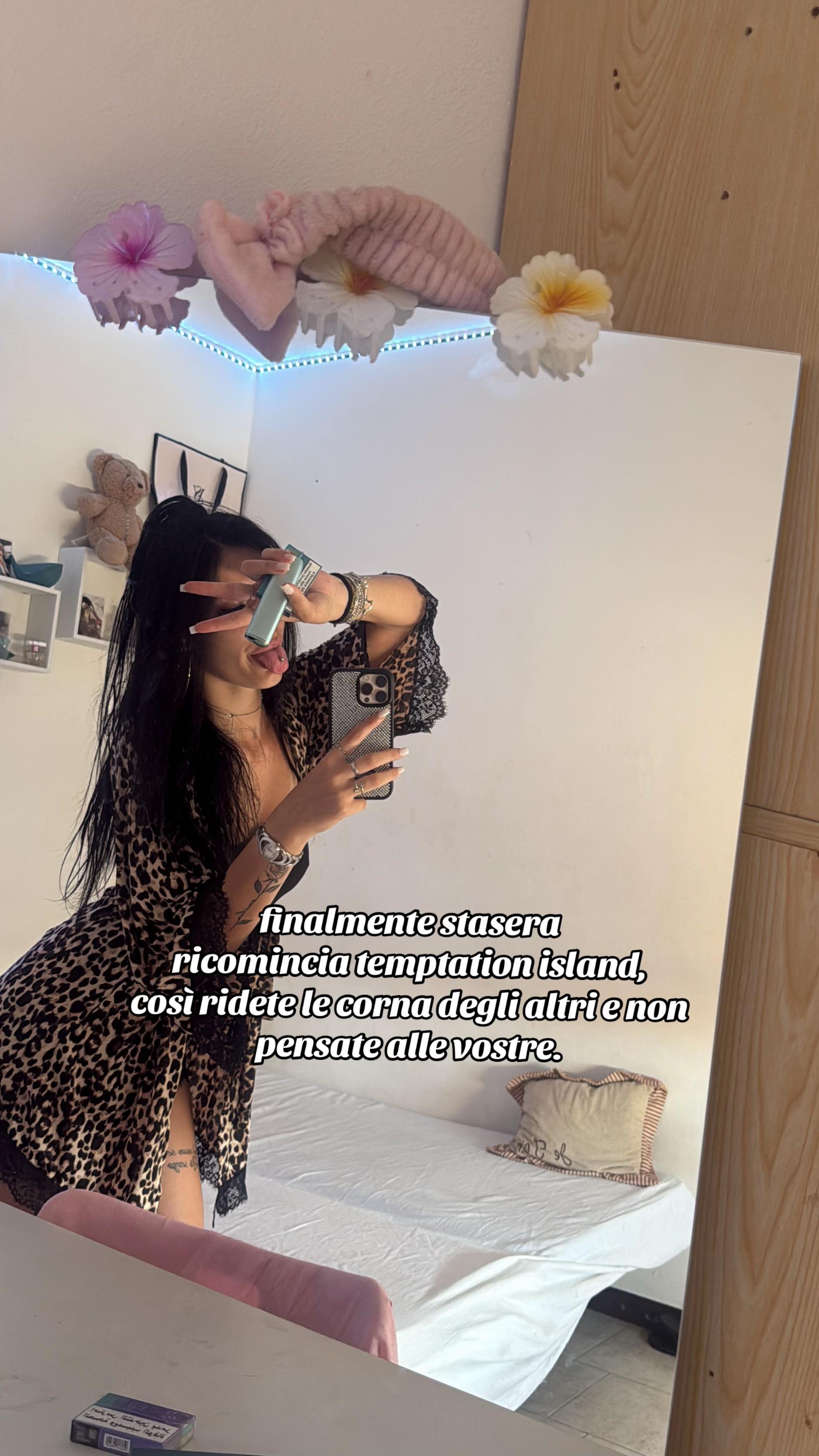 @ 𝓜𝓪𝓶𝓪𝓬𝓲𝓽𝓪