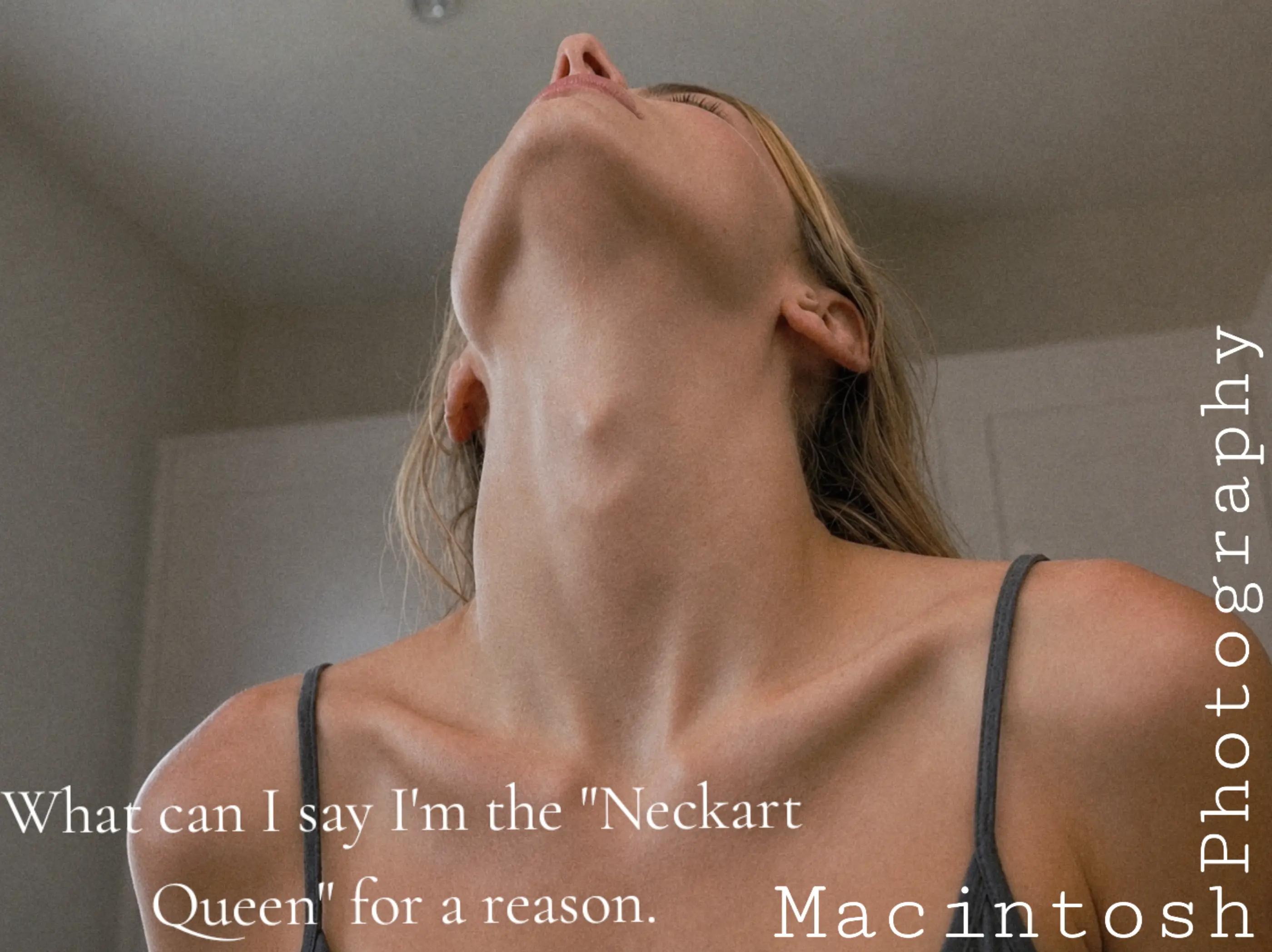 @Female_Neck_Appreciation