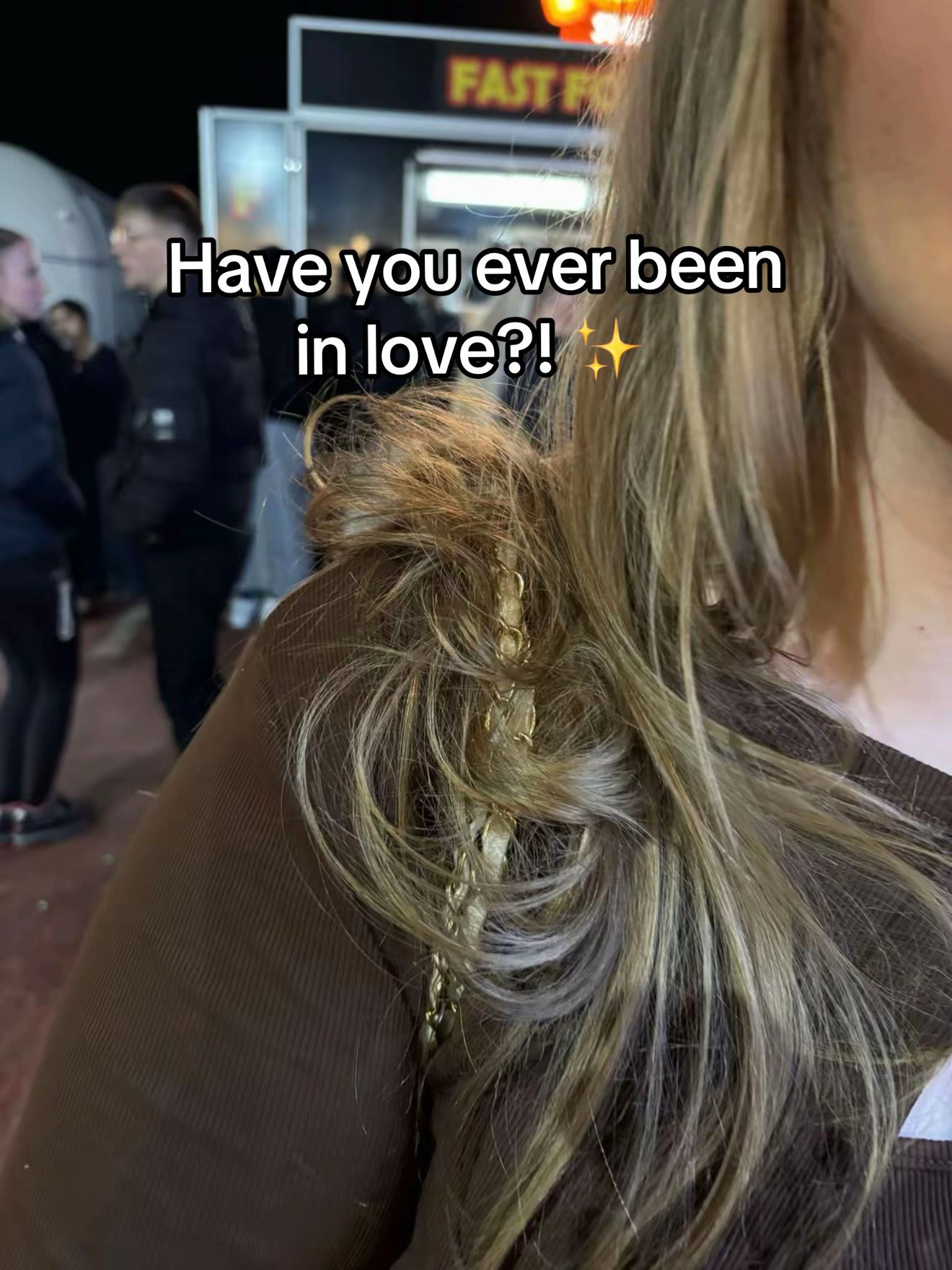 @lolo🥰