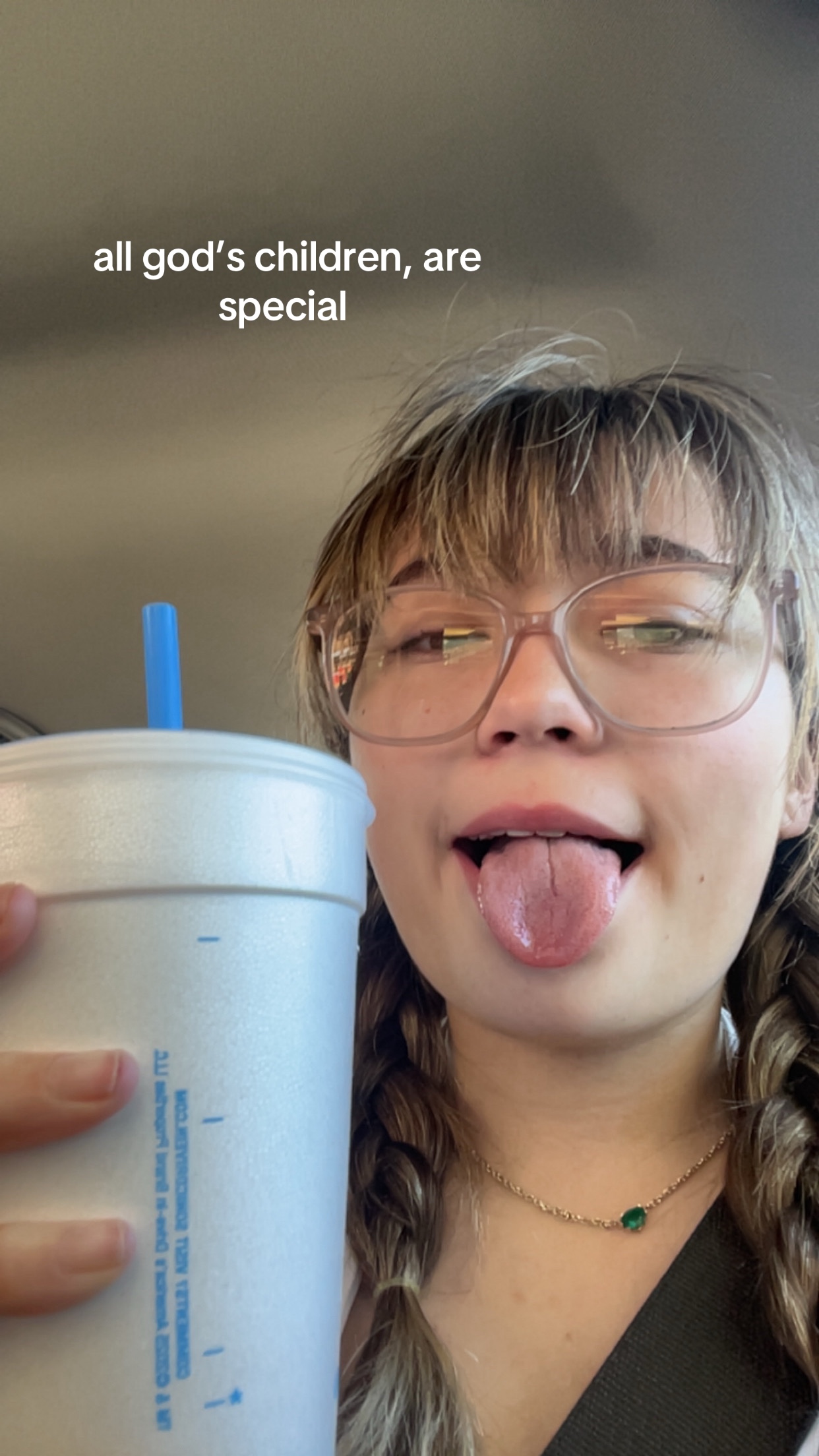 @🙈