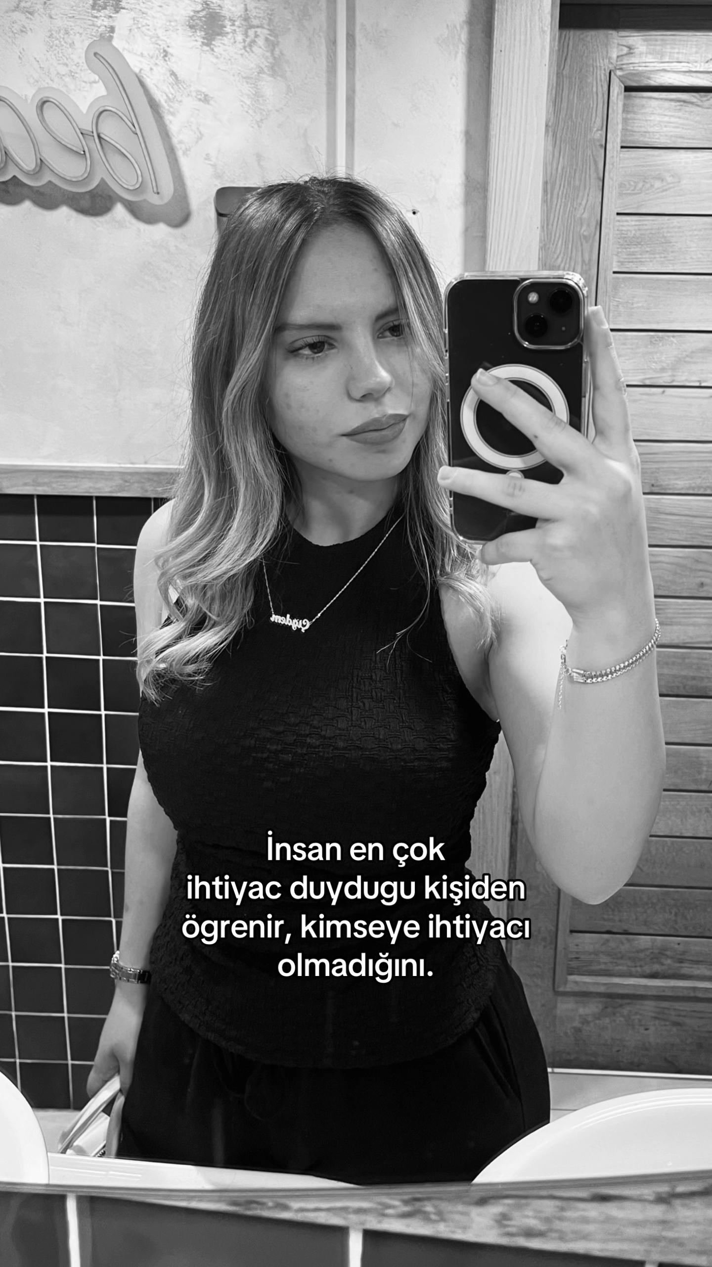 @𝘊̧𝘪𝘨̆𝘥𝘦𝘮