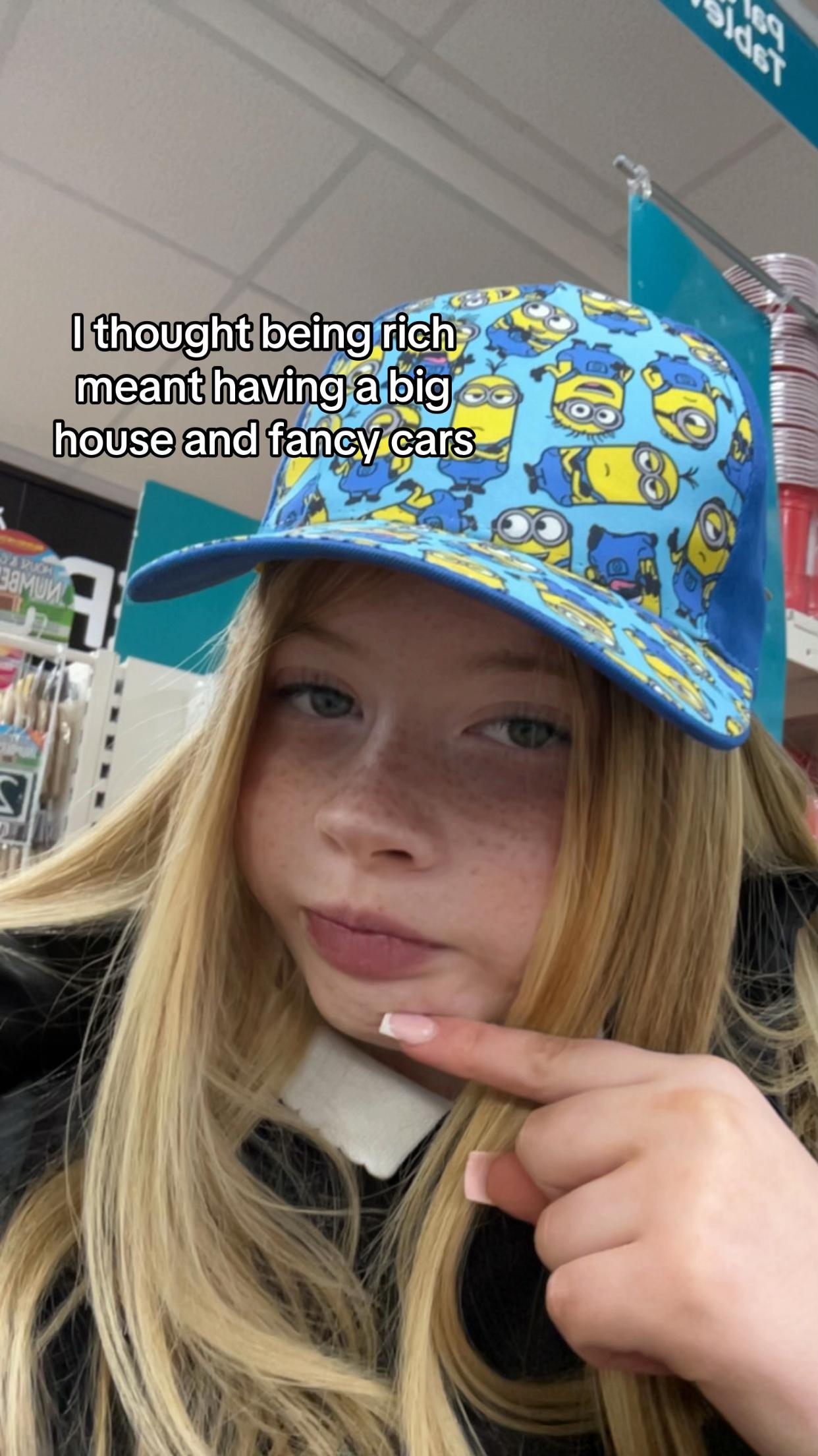@lily_ella13