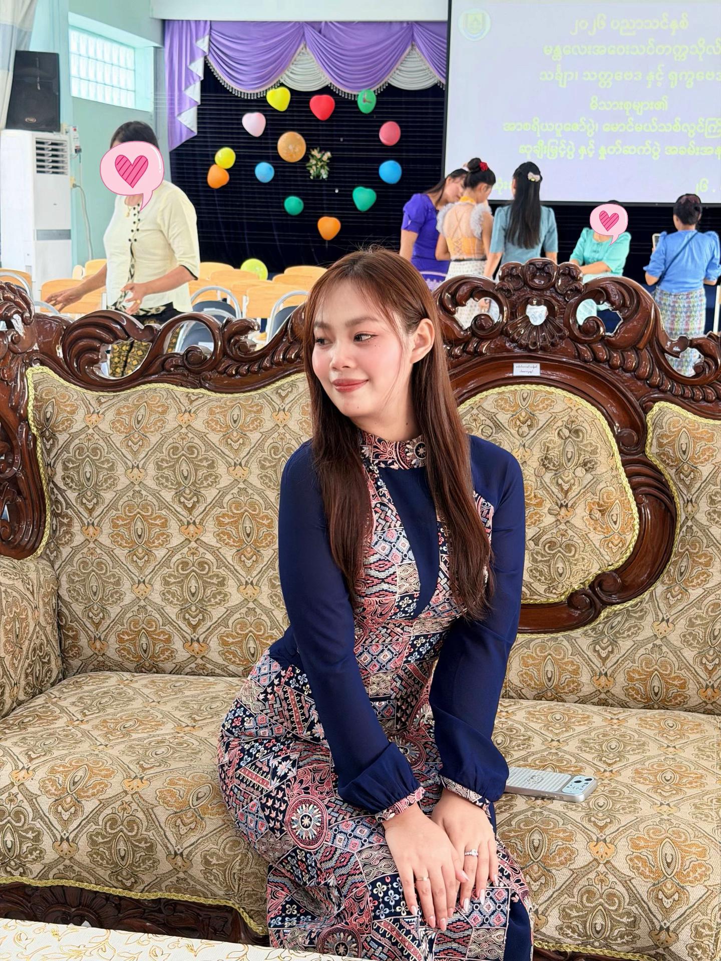 @Hmuee