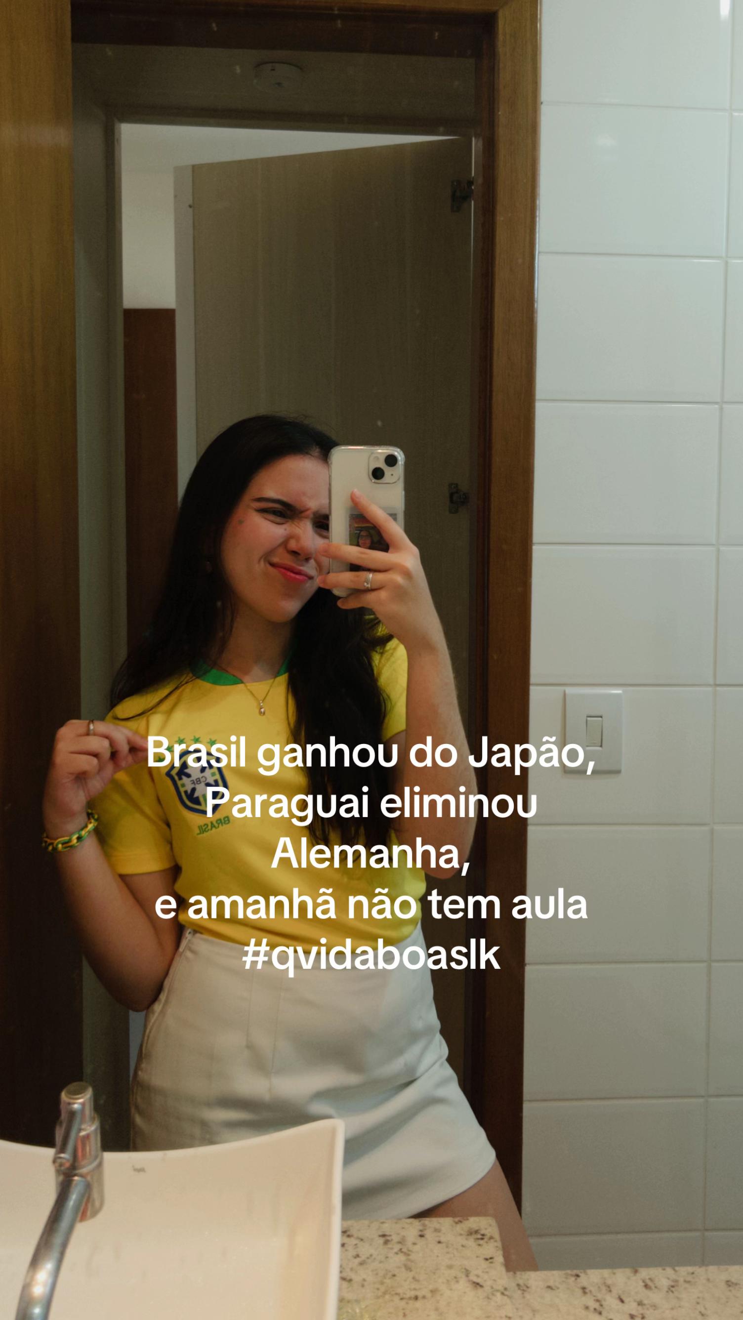 @LittleAna | Estudante de Psico