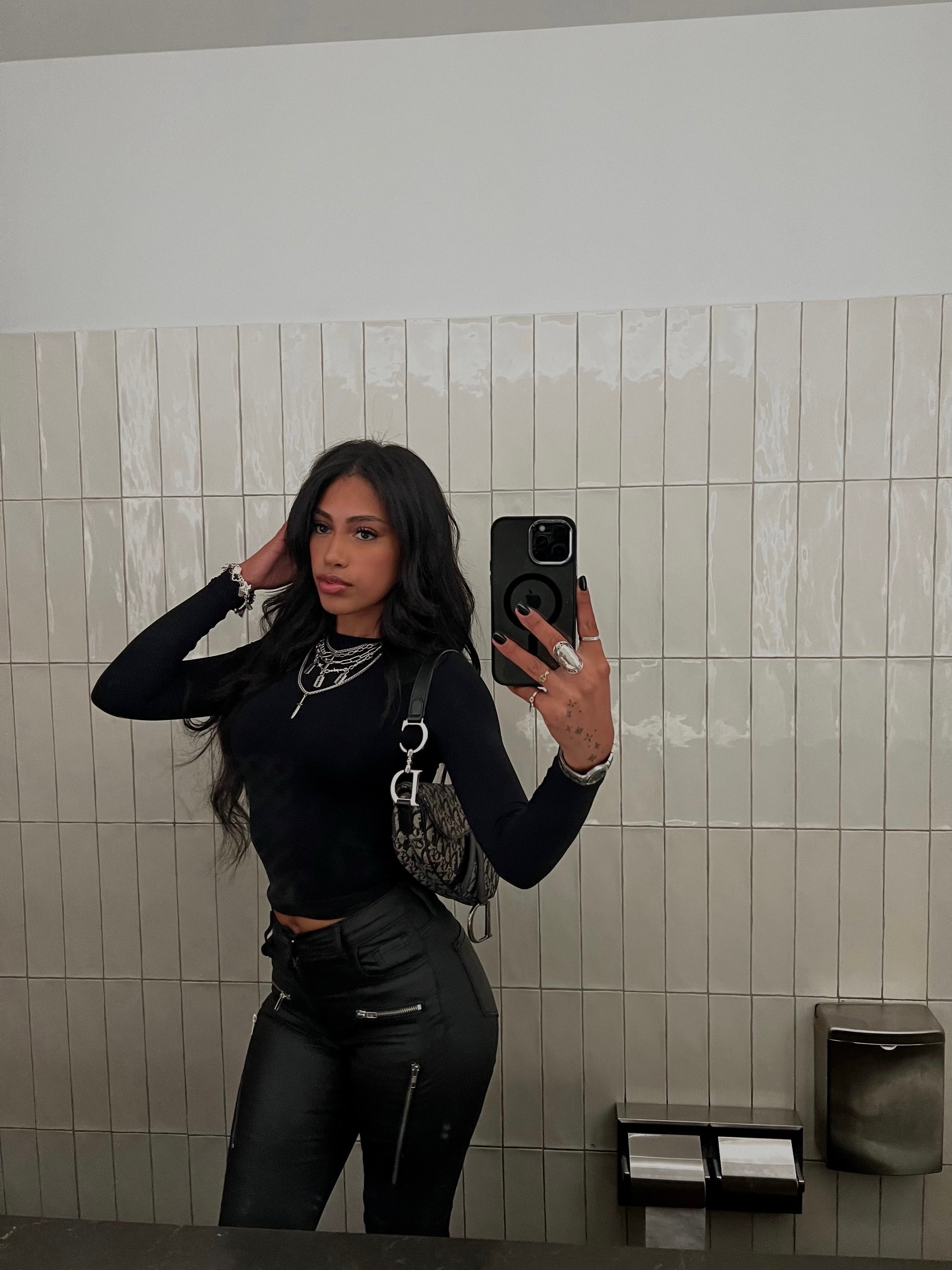 @niaaag