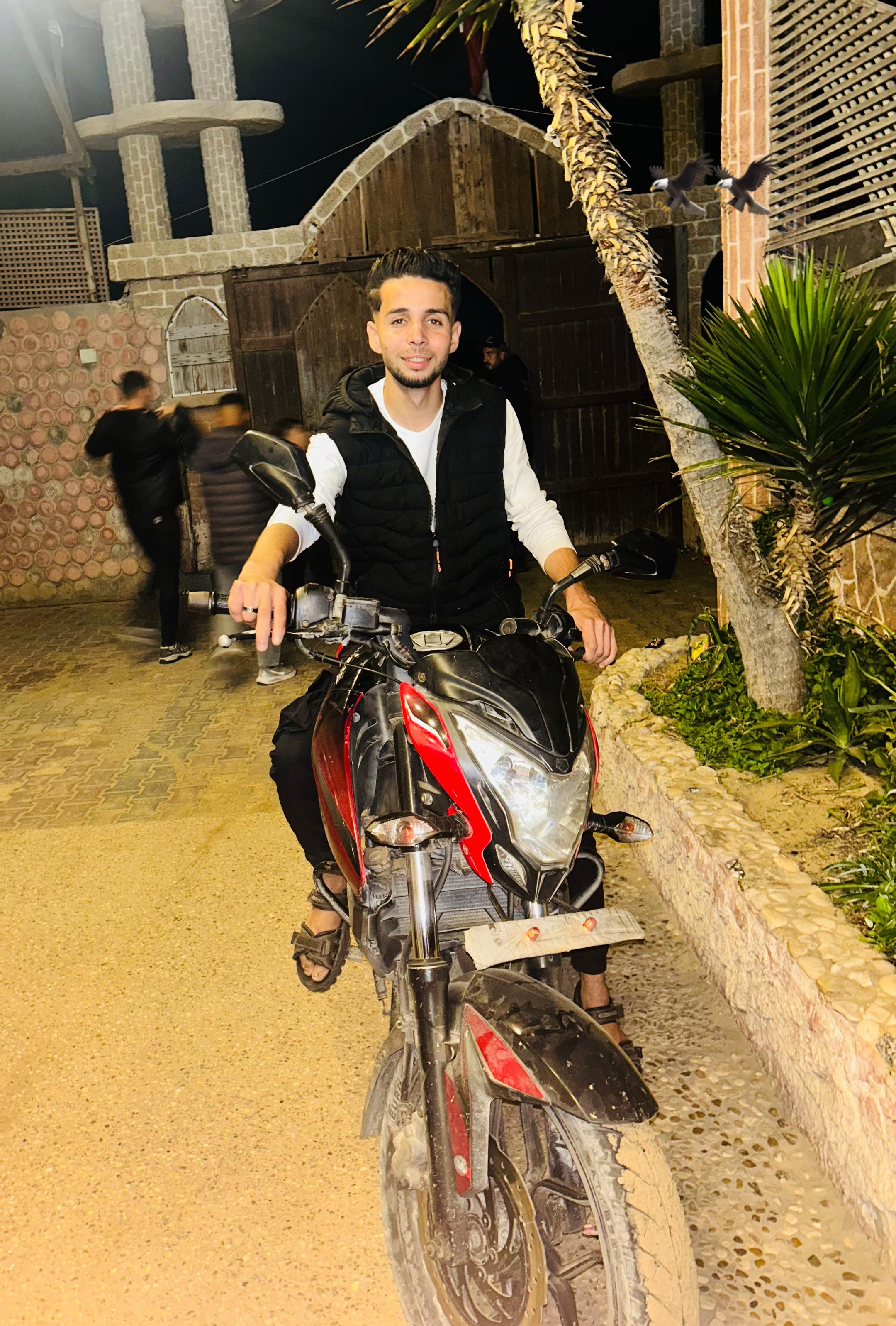 @😂﮼مصور ﮼سنمائي 🦅