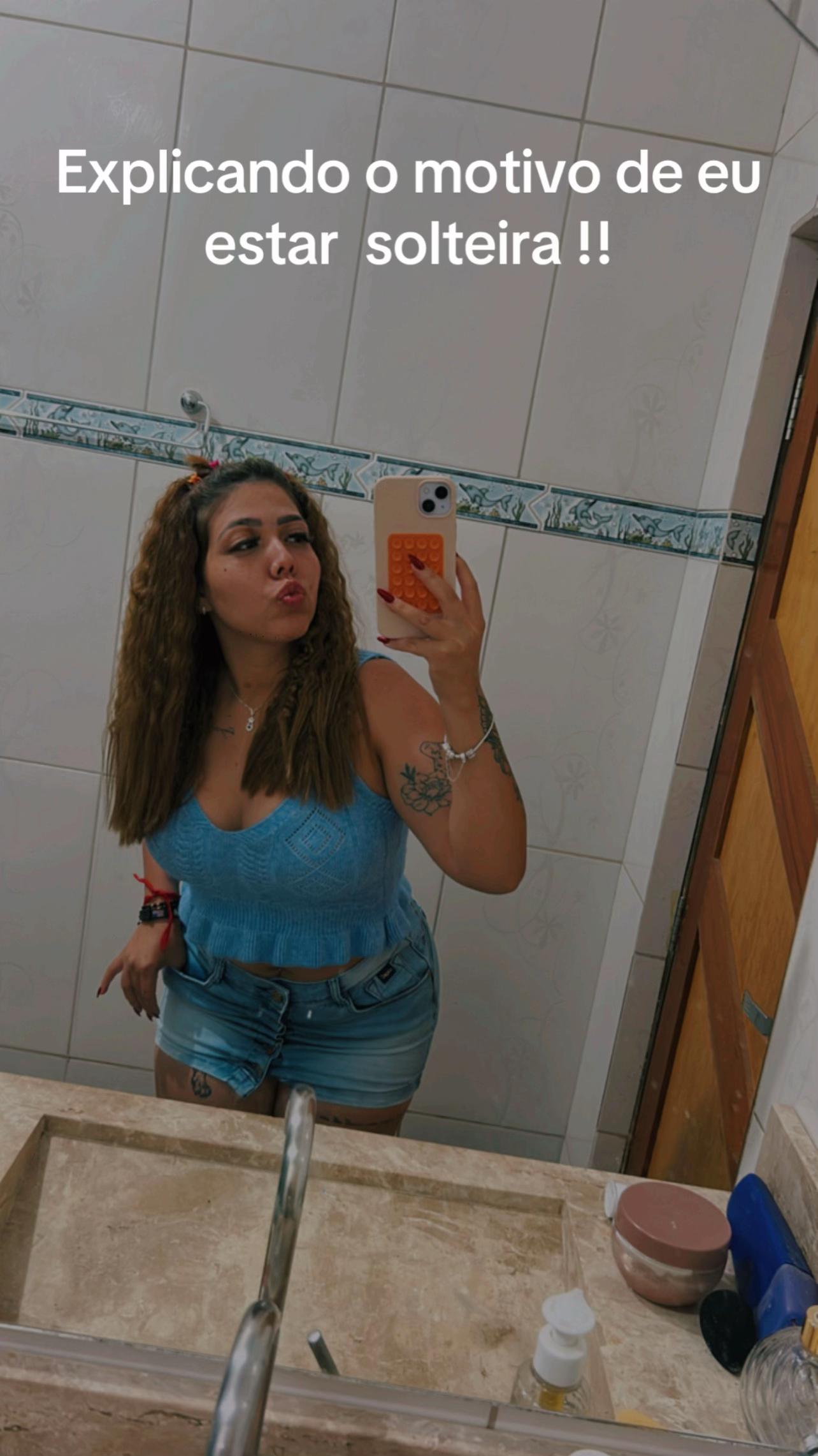 @Ana Vitoria Batista Souza