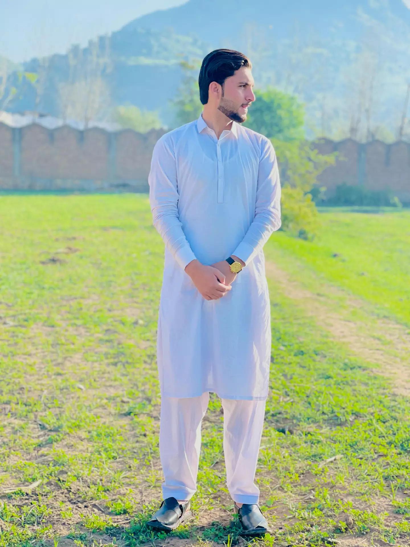 @🕊️کاشی🕊️