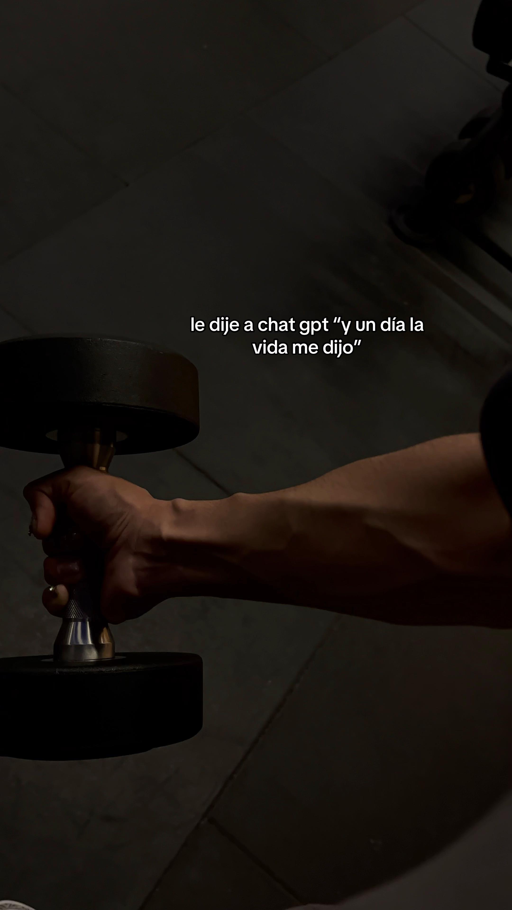 @𝒥.