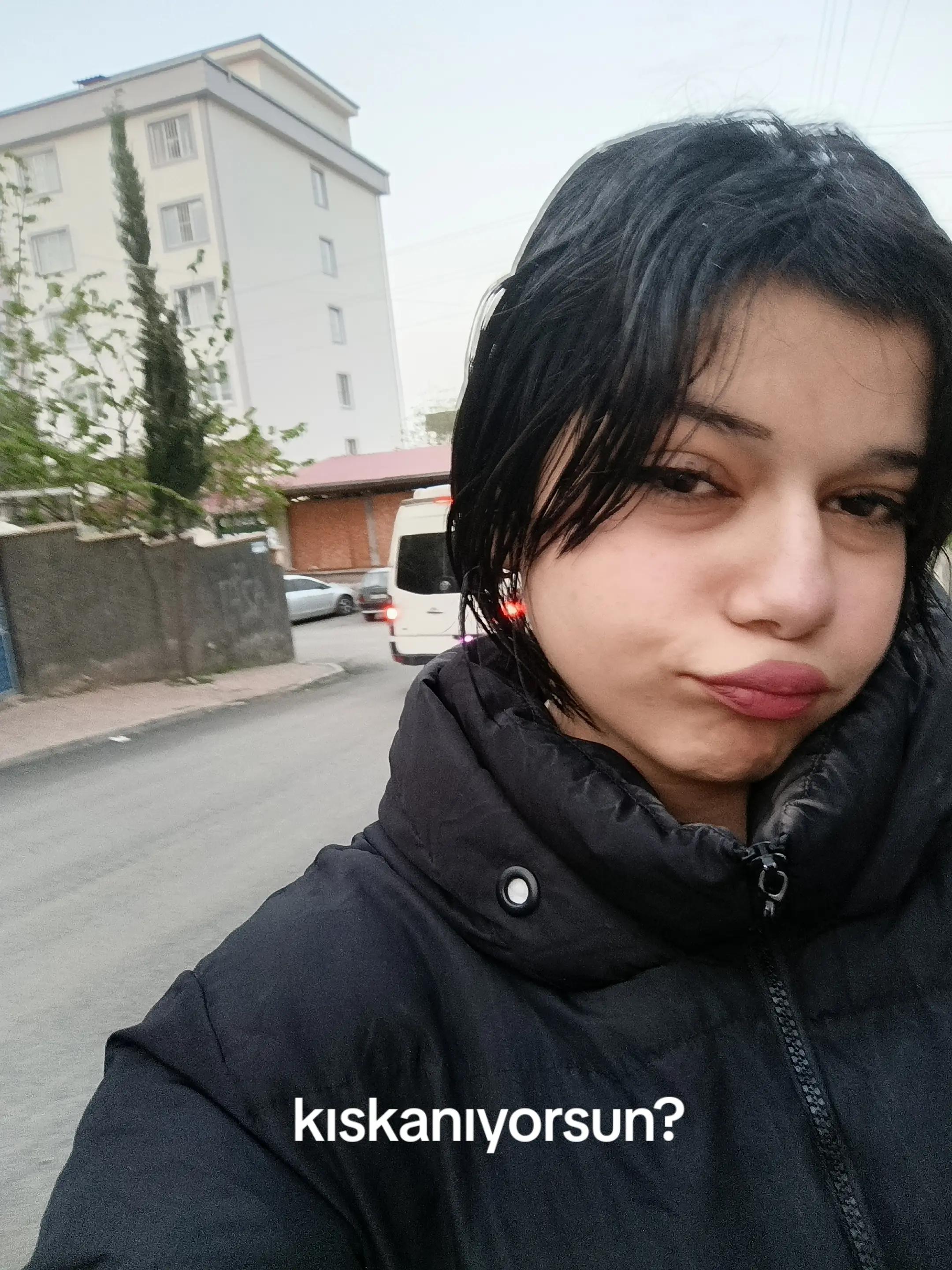 @OtistikLaraa
