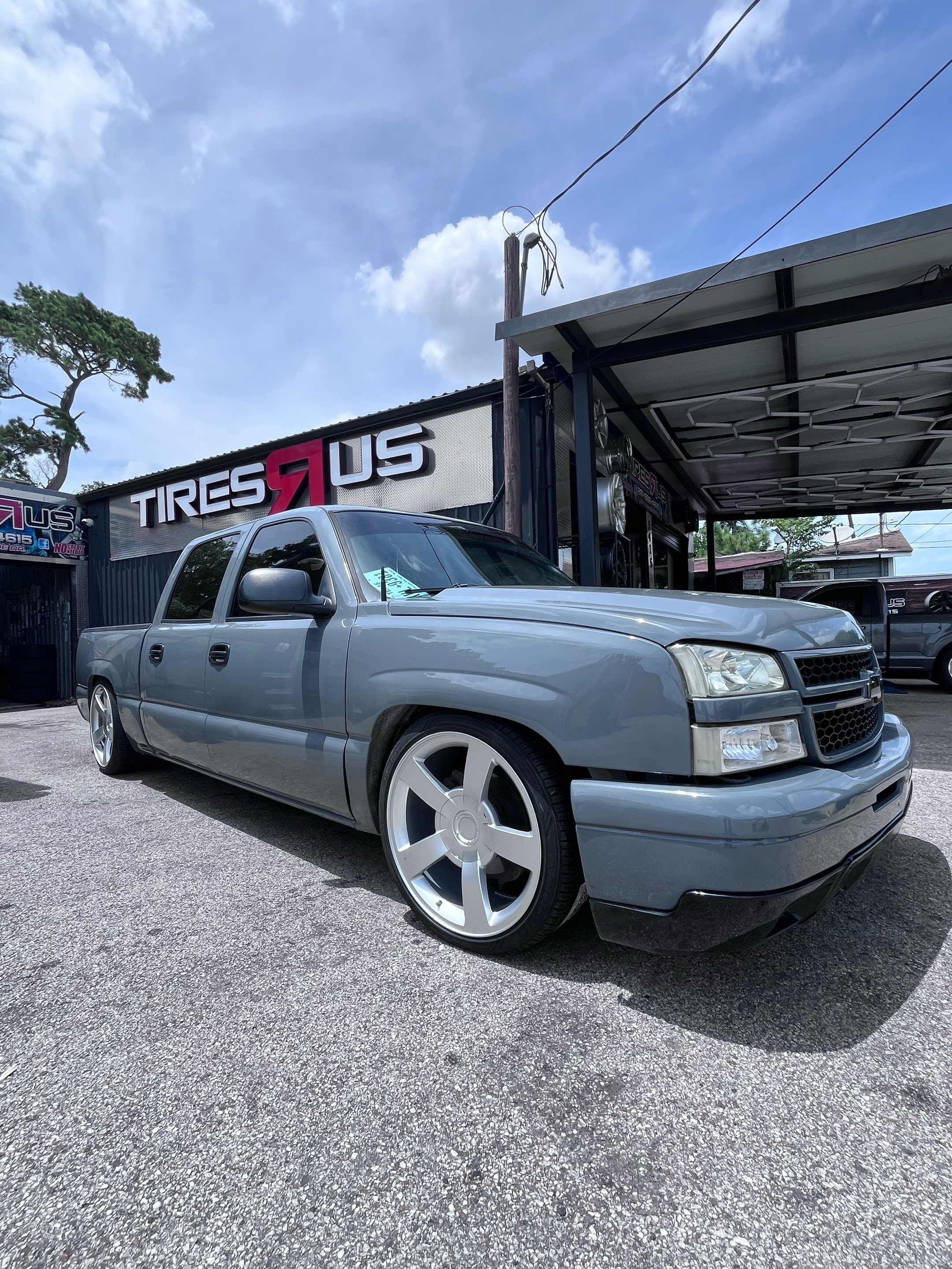 @Tires R Us