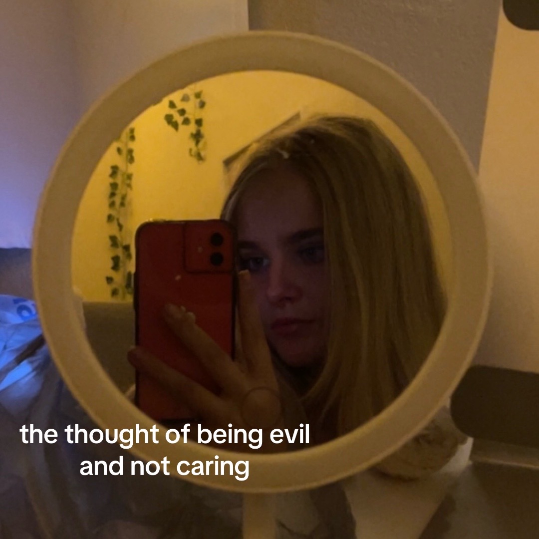 @🐒ophia