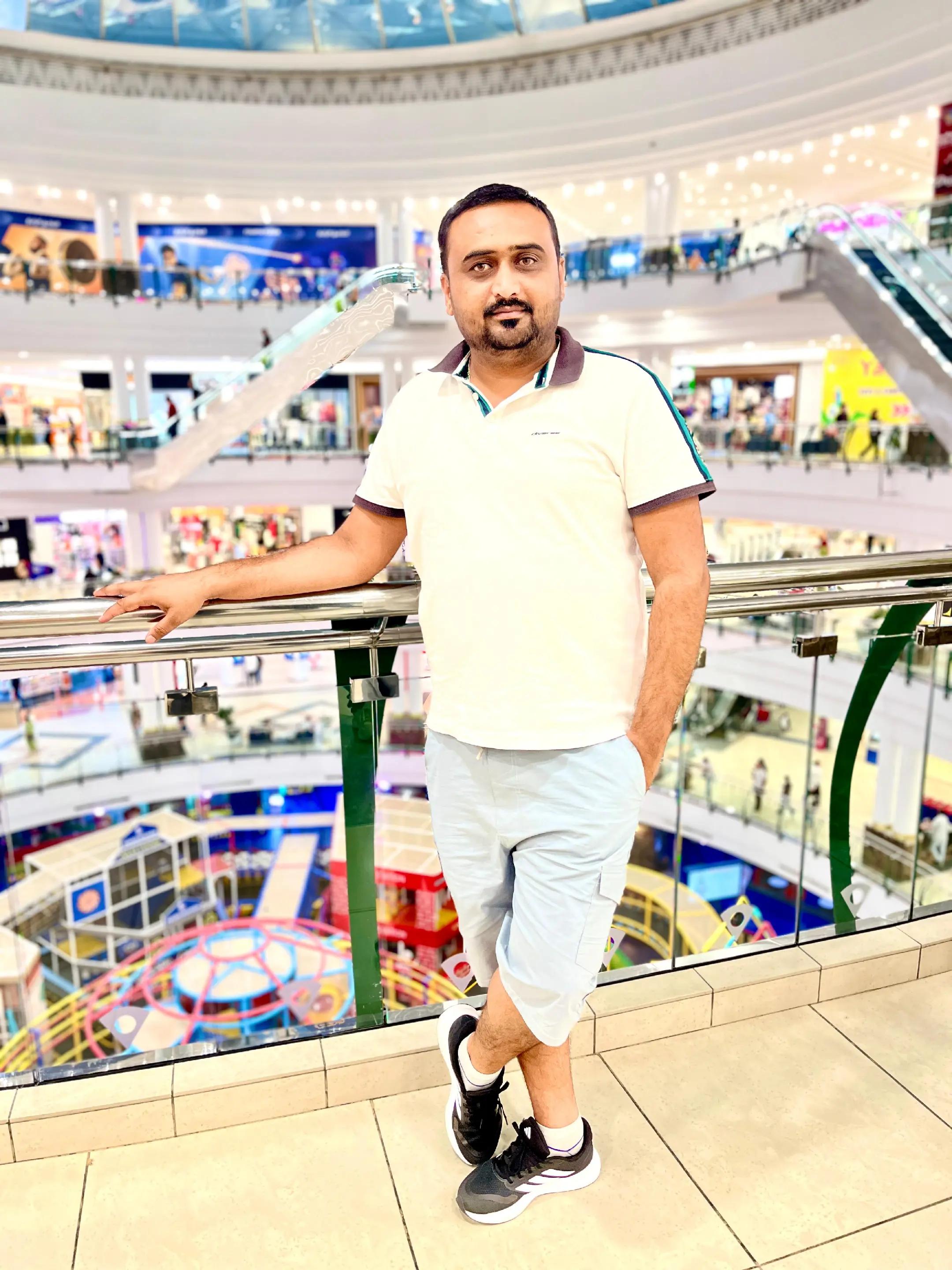 @CH Waqas Vicky