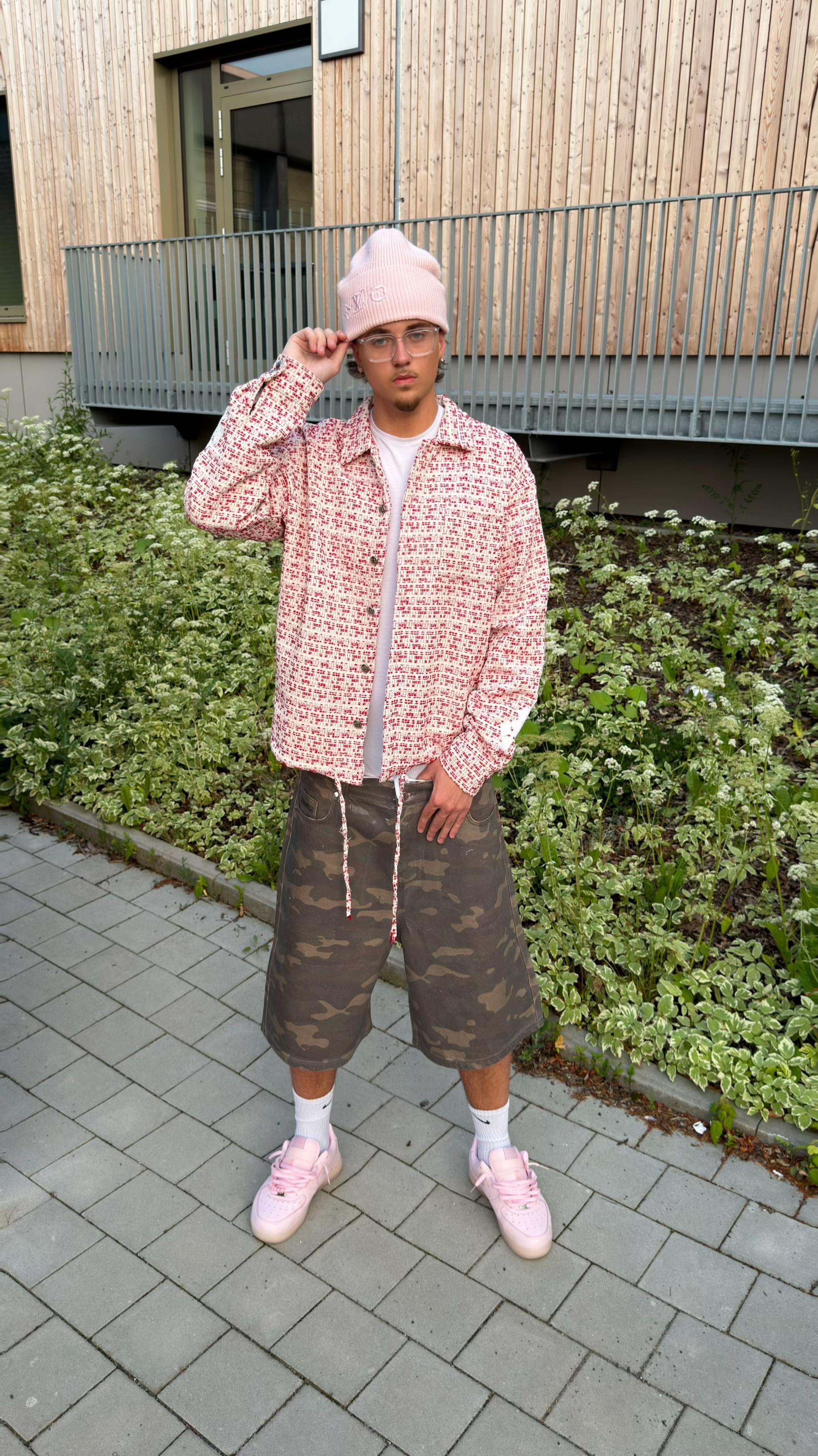@dstn👨&zwj;🦯&zwj;➡️