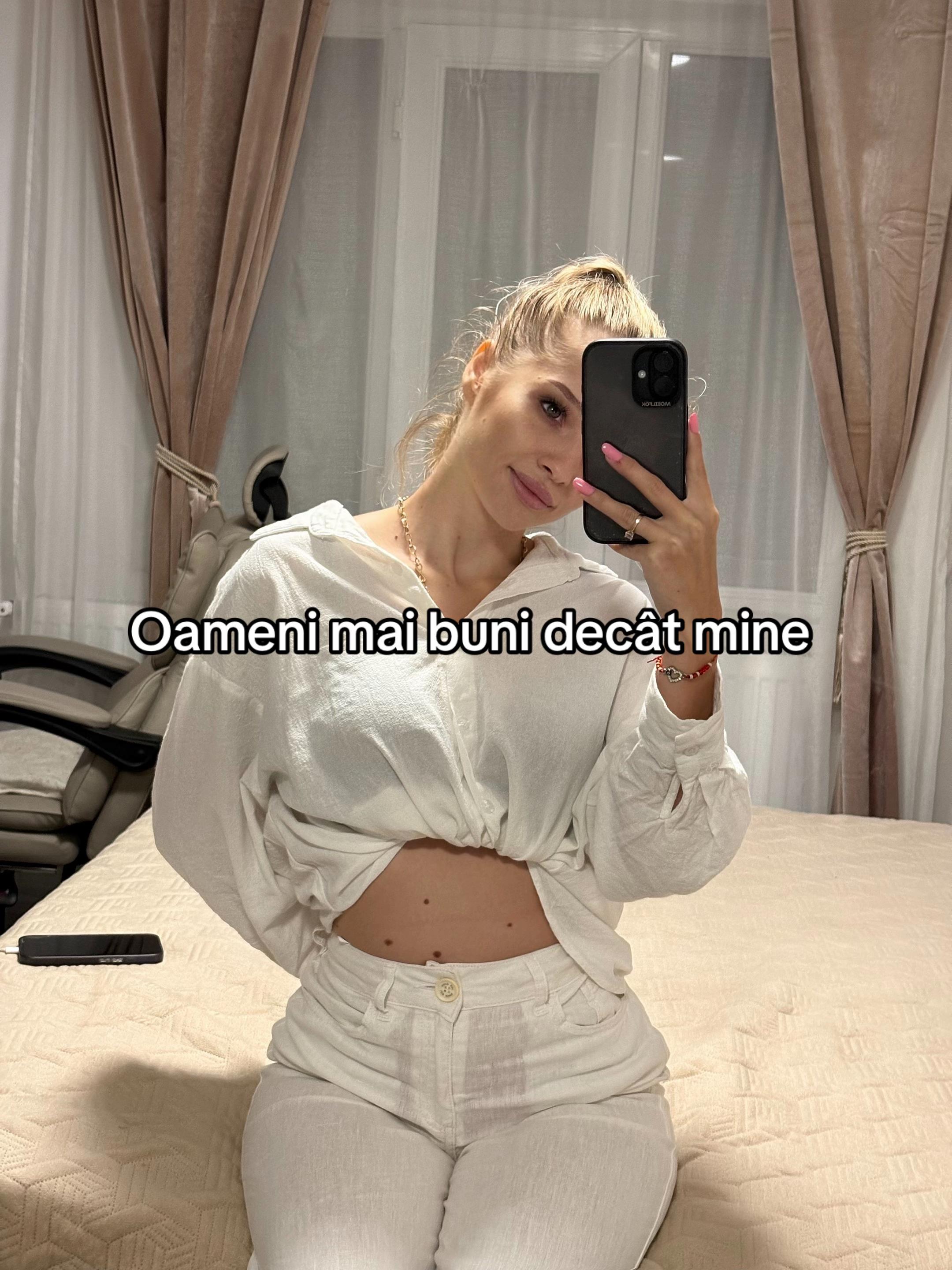 @Bianca Ana Maria