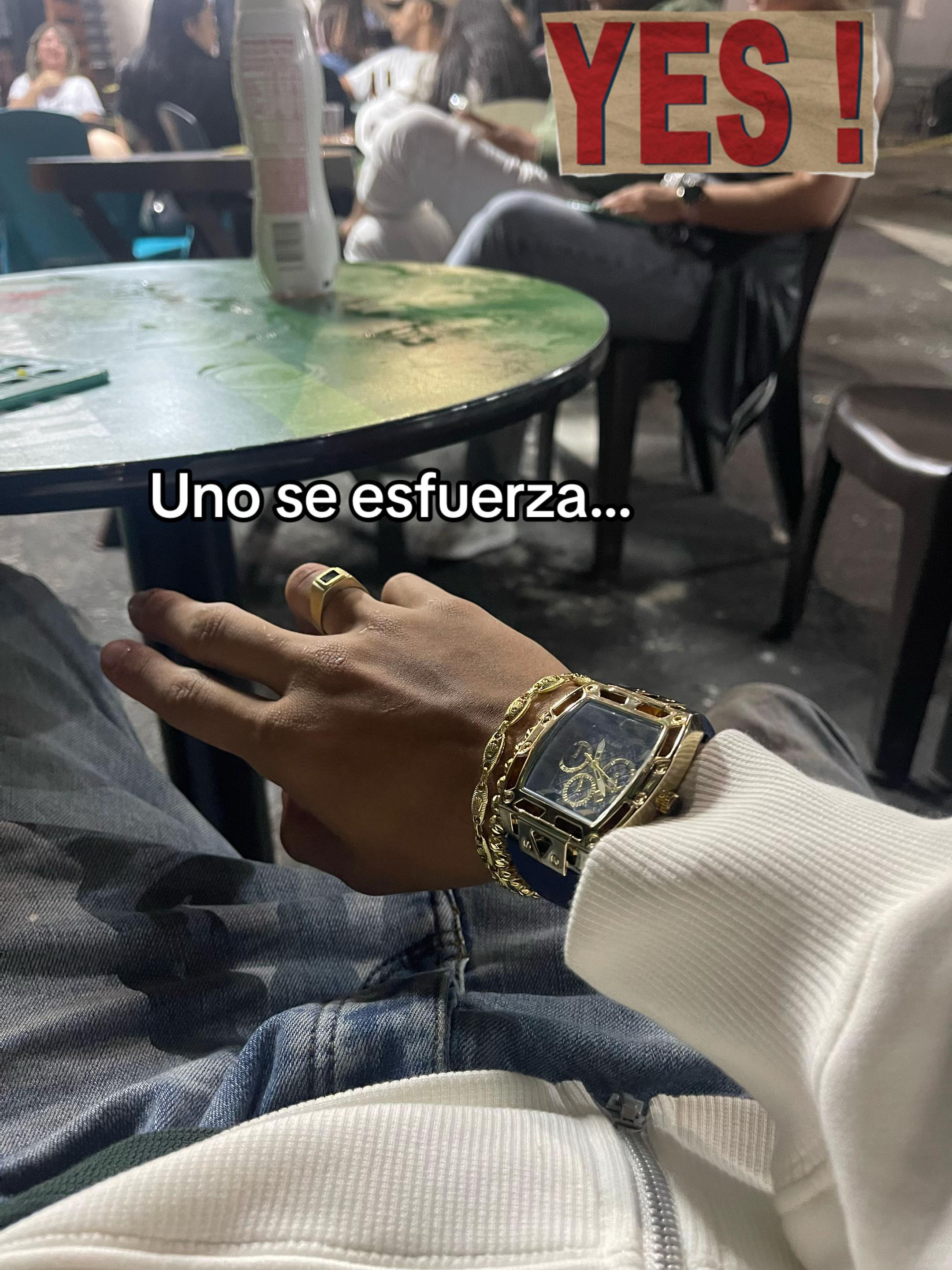 @Uruburo09
