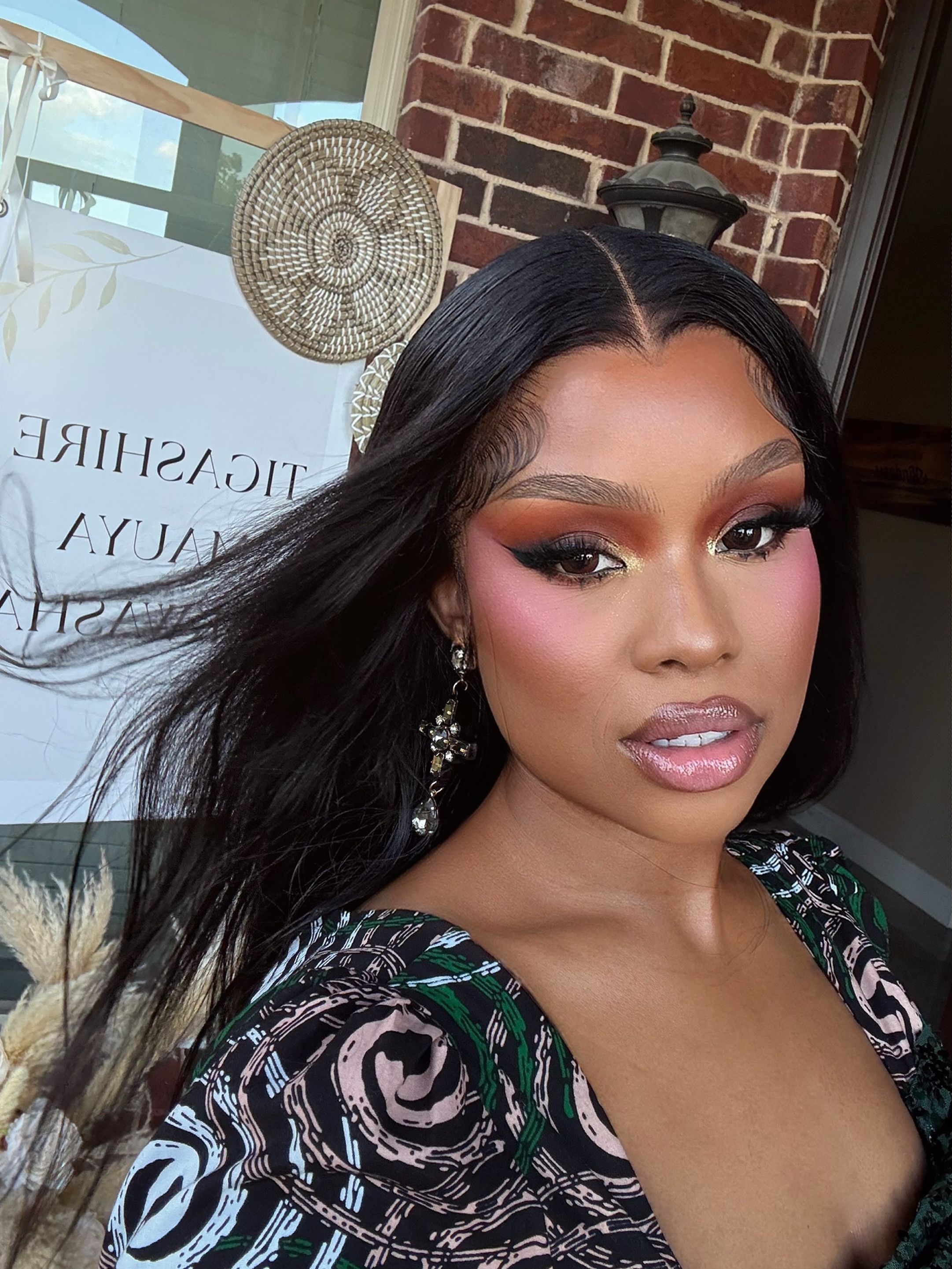 @PRAISE🧸🎀
