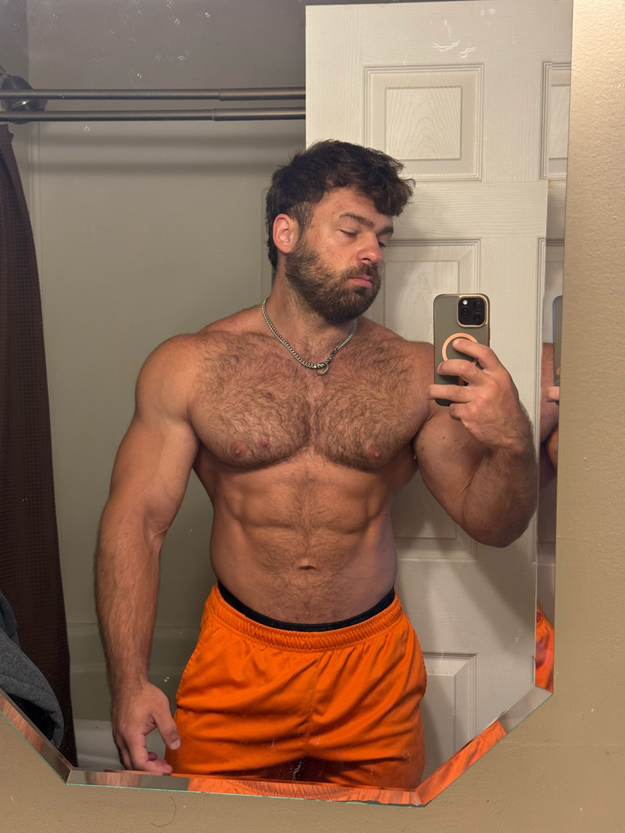 @Alex 🦍