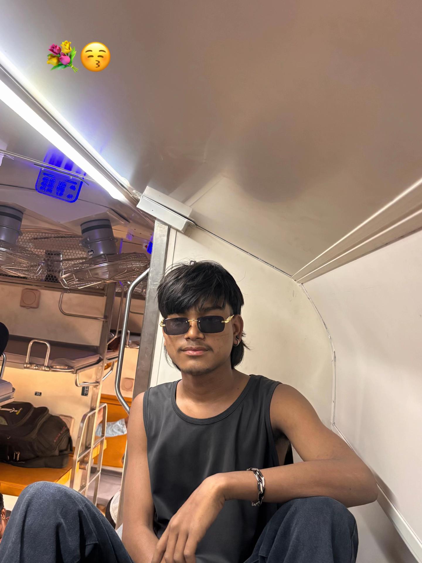 @🇶🇦💫