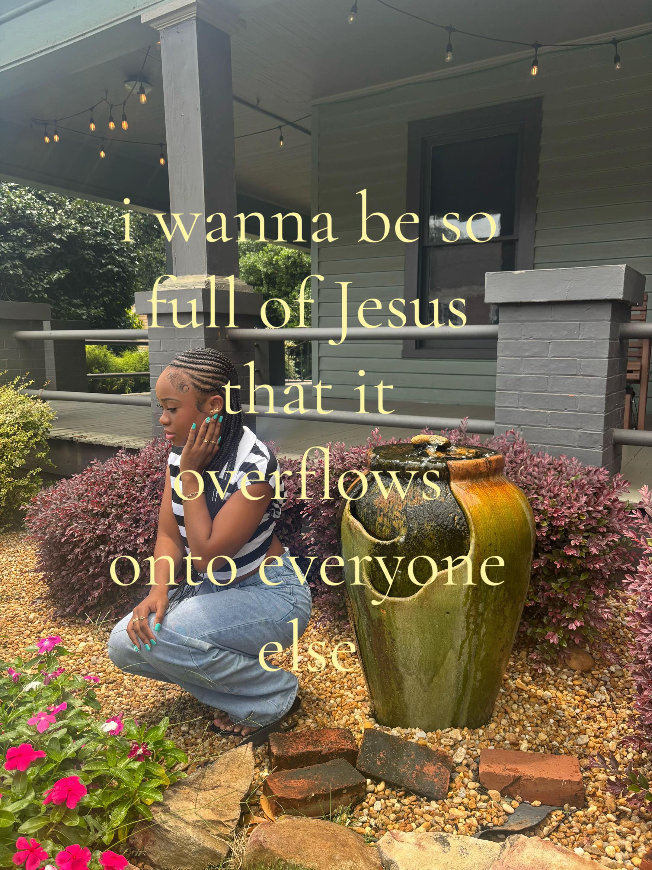 @ajana&eacute;.e 𝜗𝜚˚⋆