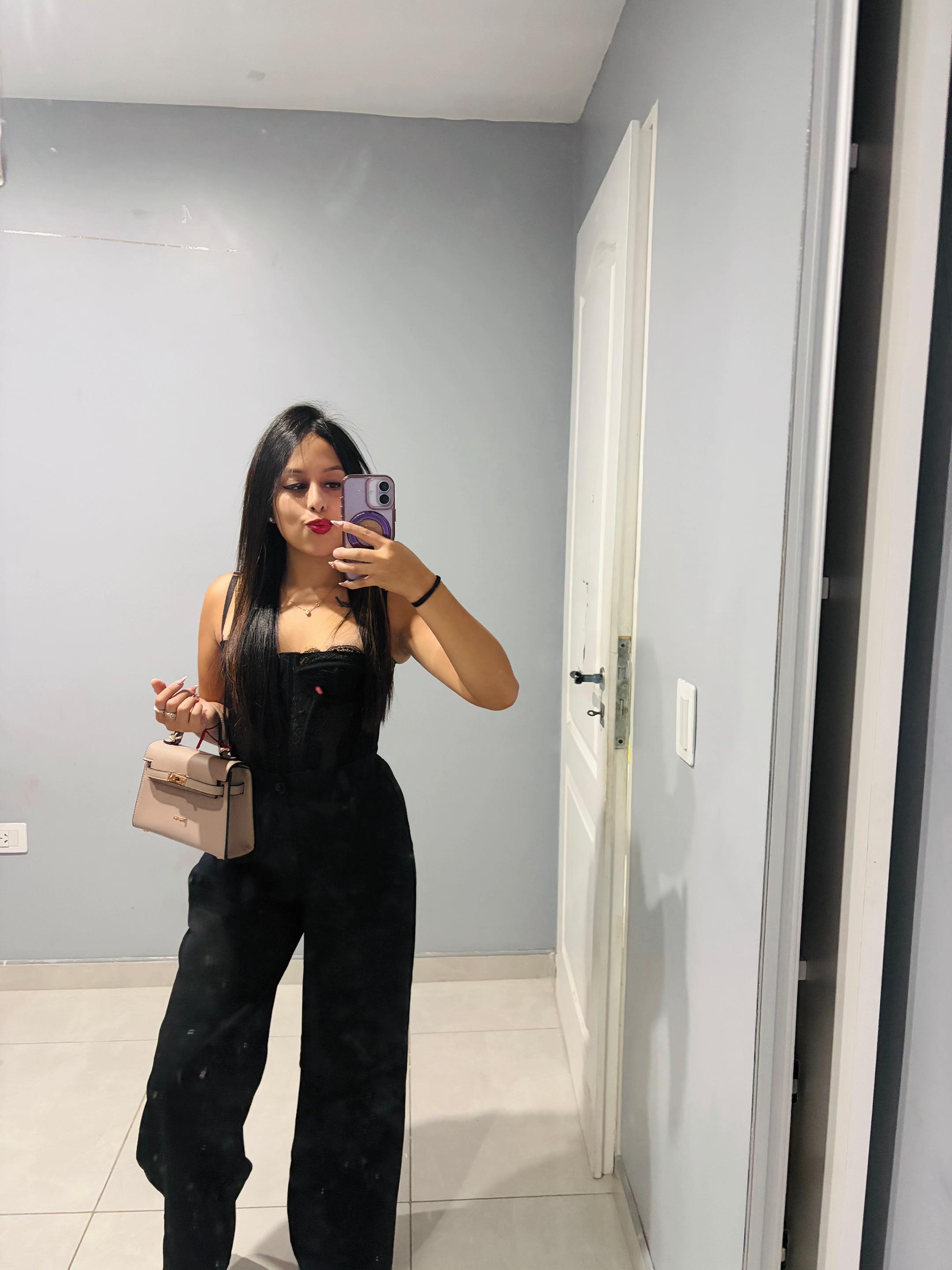 @Mel🩷