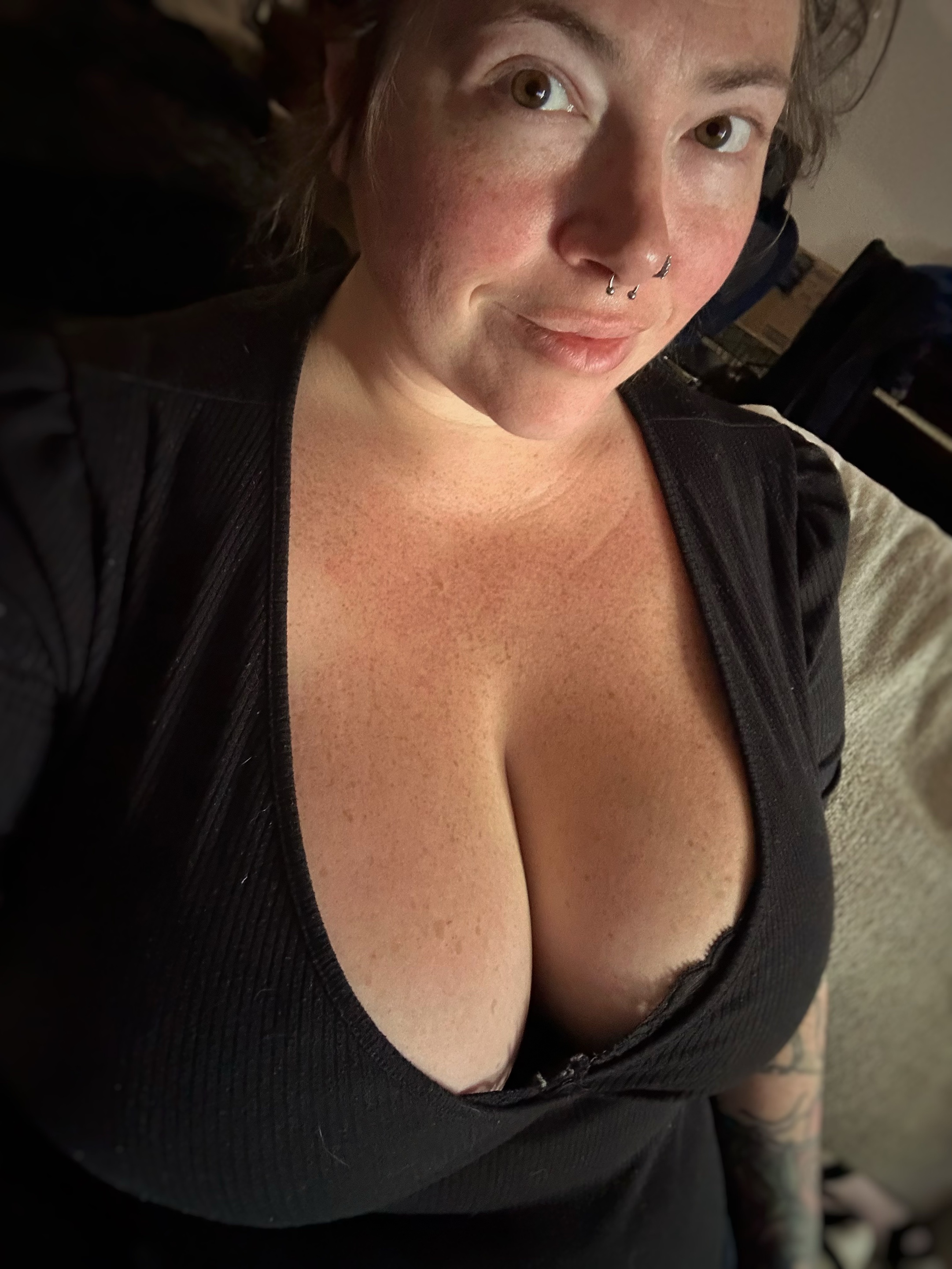 @ThatFreckledBinch