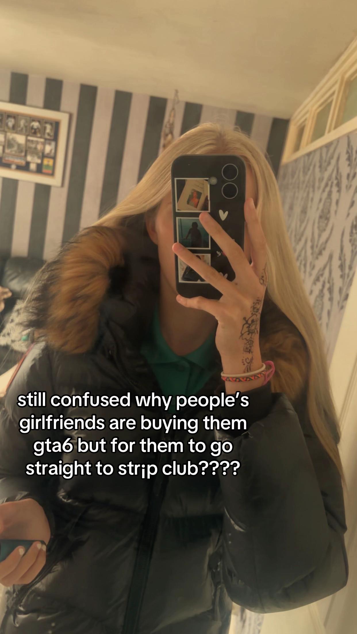 @aliciaroseꨄ