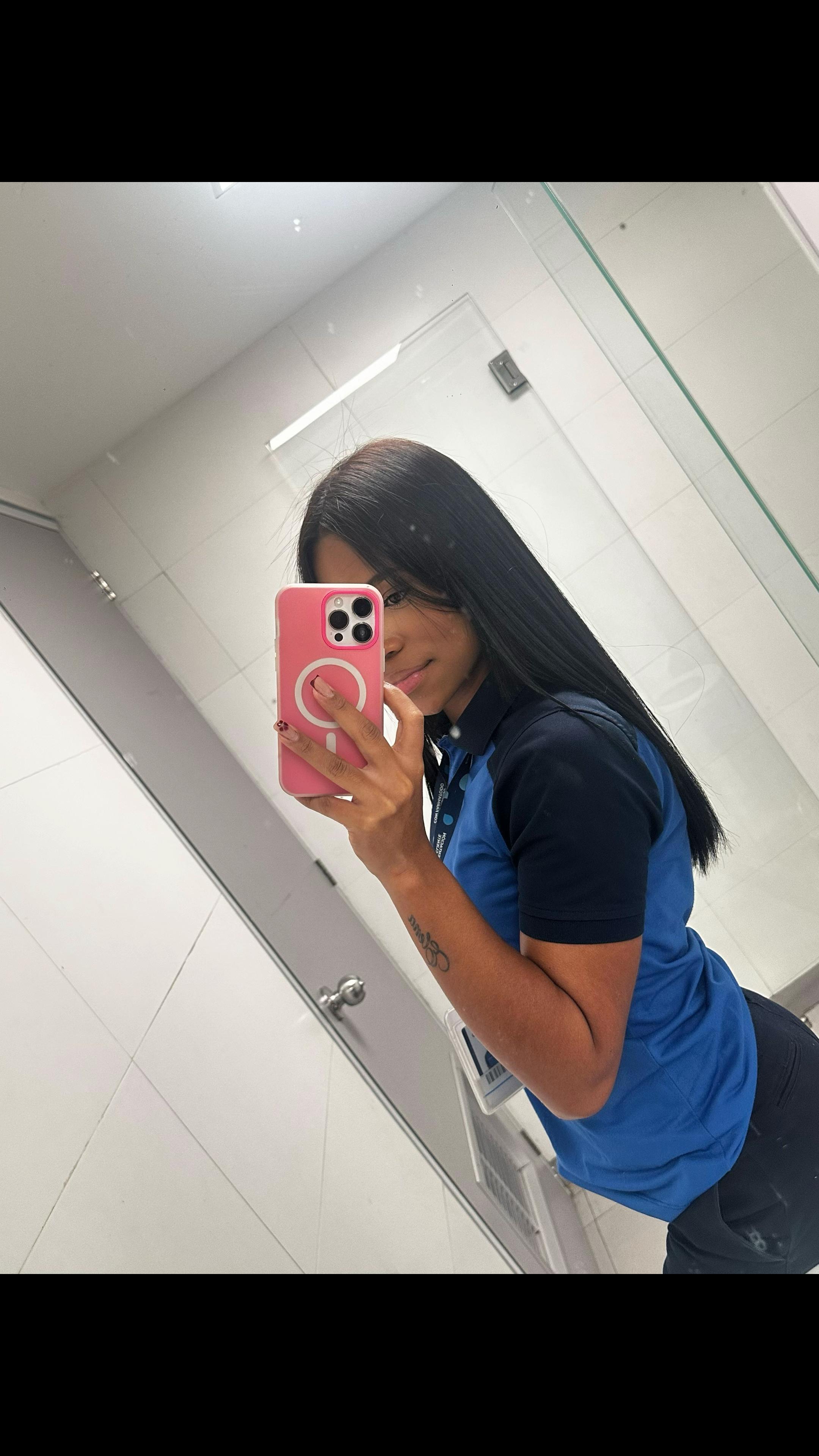 @Marivi🫦