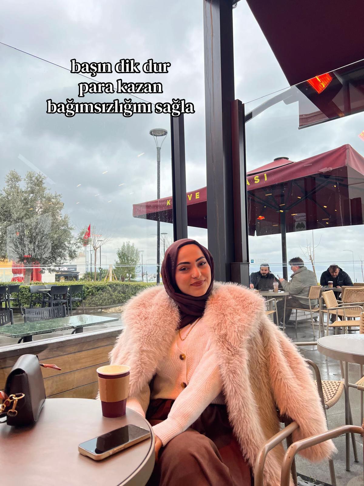 @aley🦋