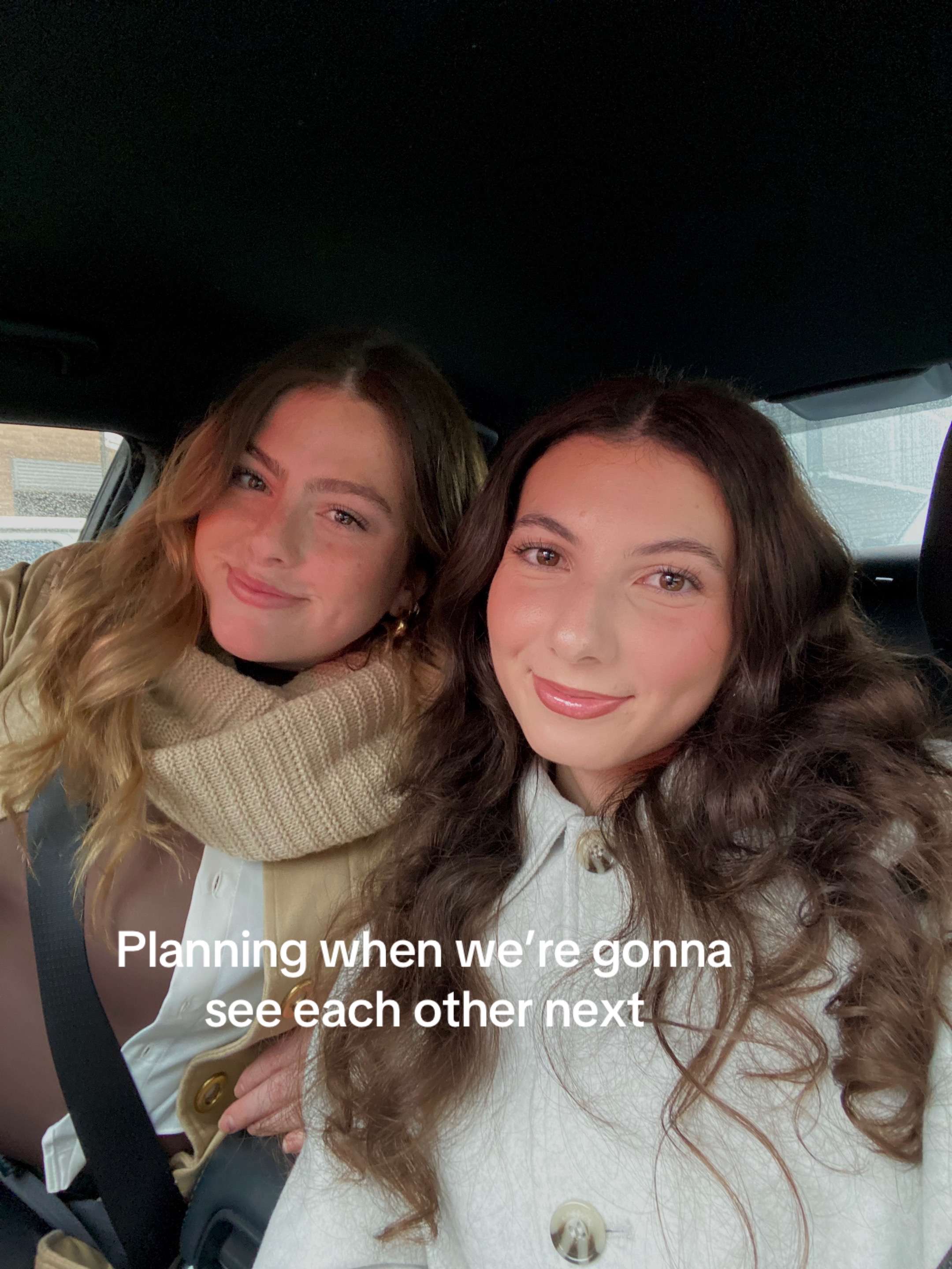 @Yllza