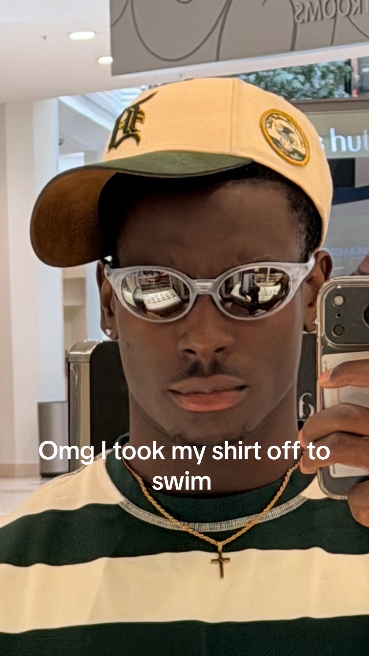 @Is_Deron