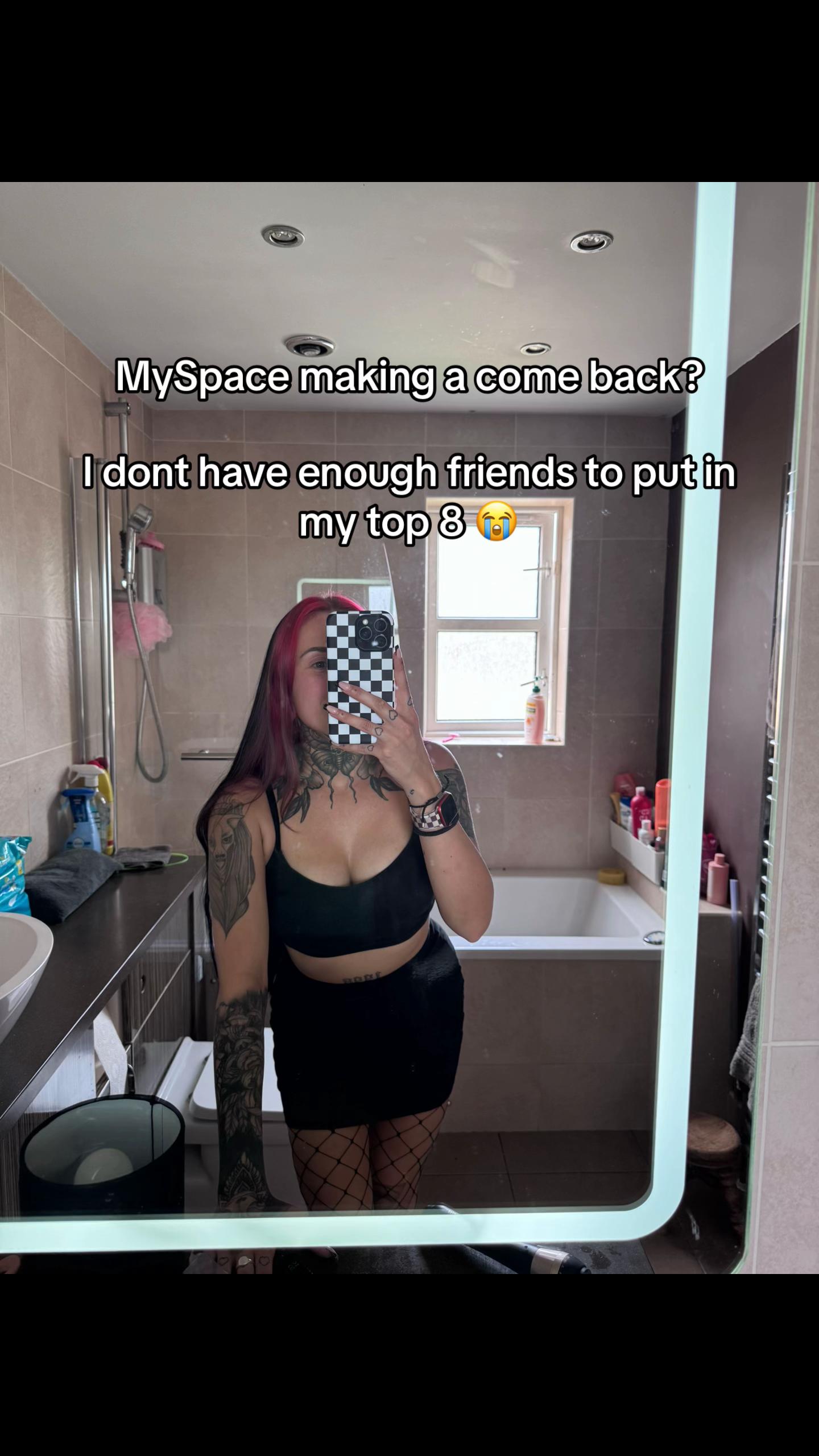 @Lauren🖤