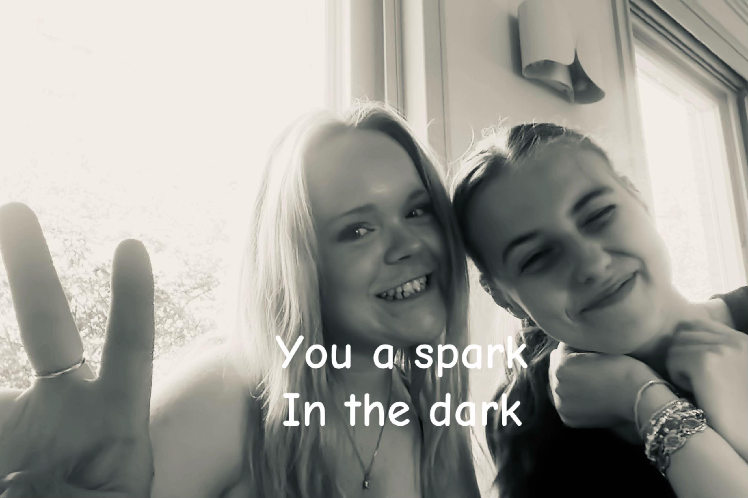 @Ella_steinstö🪽