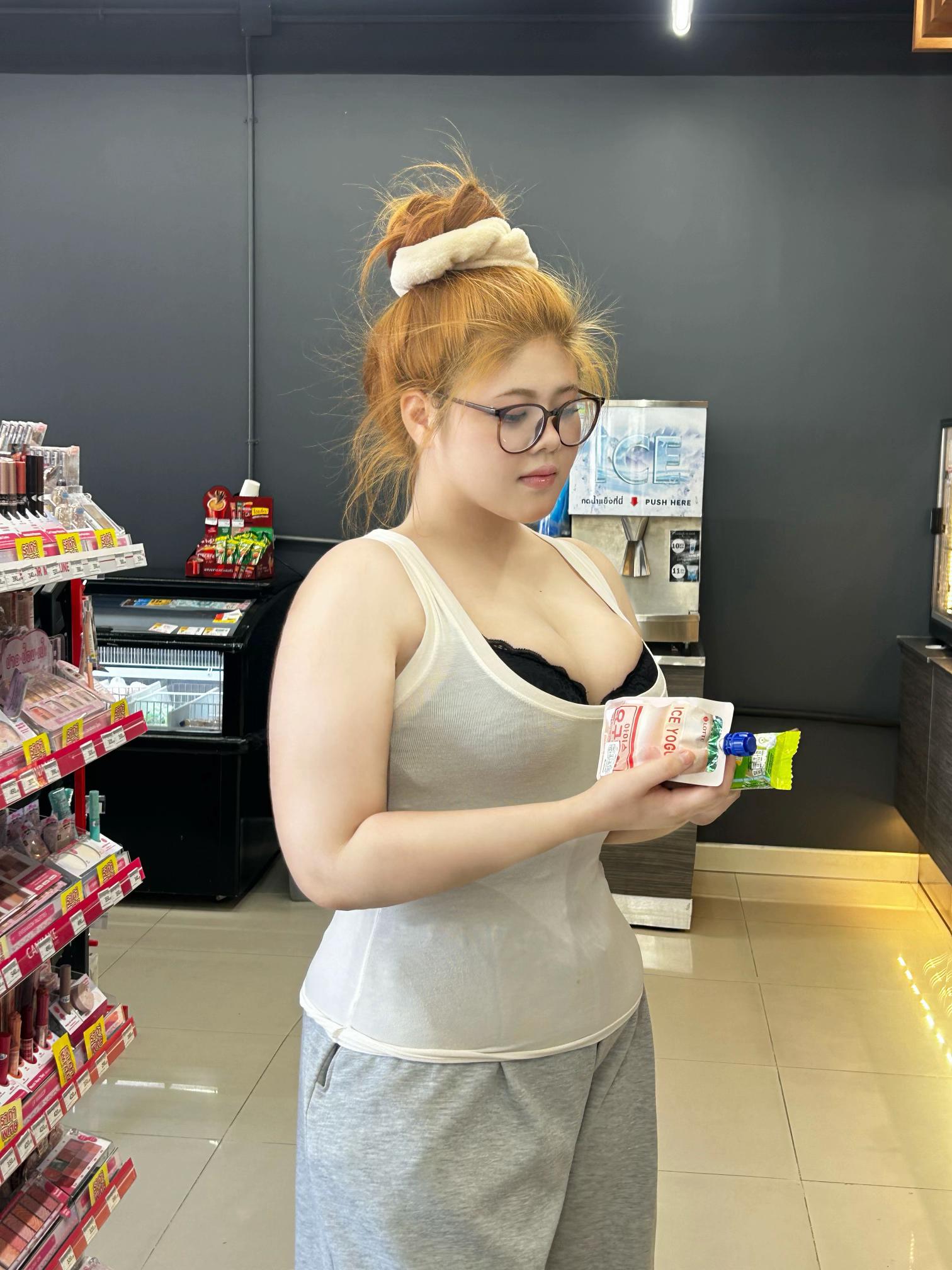 @น้องอุ๋ยเก่งกระเด้า