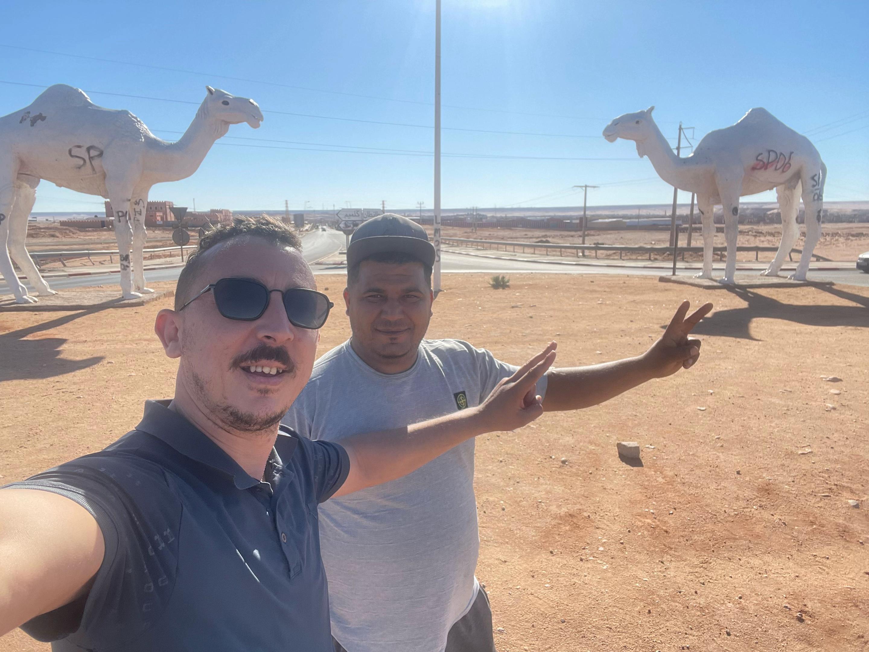 @Mohamed amine 🤍🤍 .