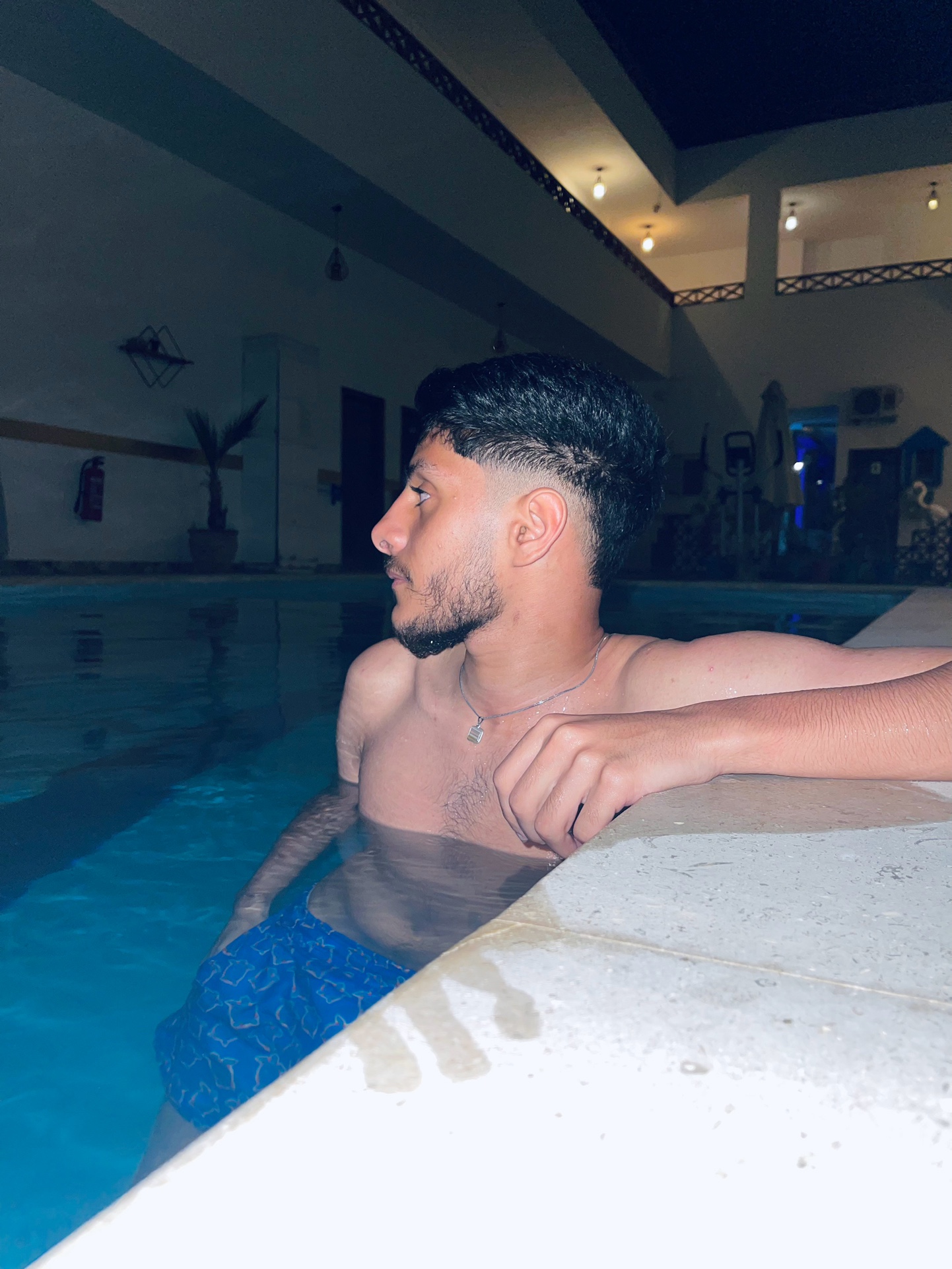 @مُصطَفٰي